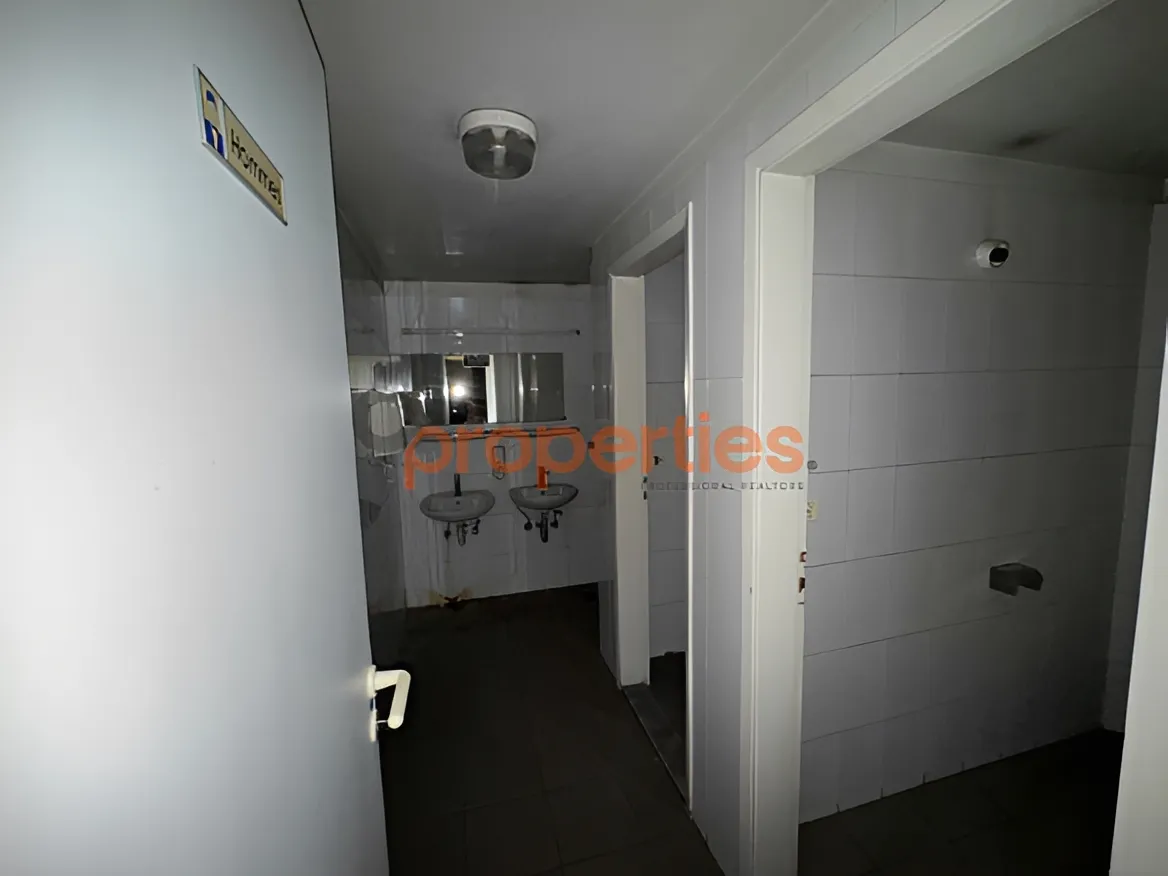 Warehouse for Rent in Dekwaneh