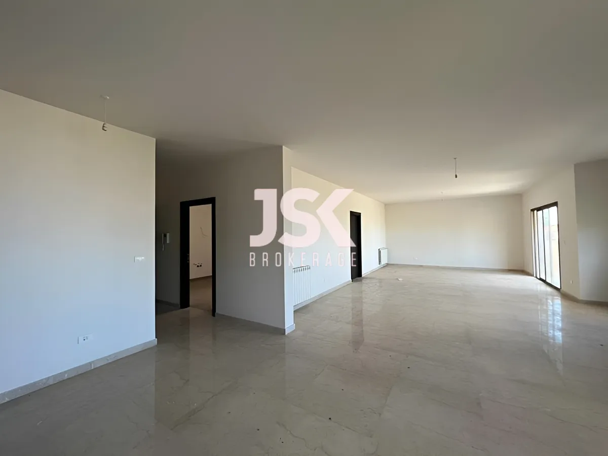 Apartment for Sale in Kfar Hbab, Lebanon - 3 bed, 5 bath