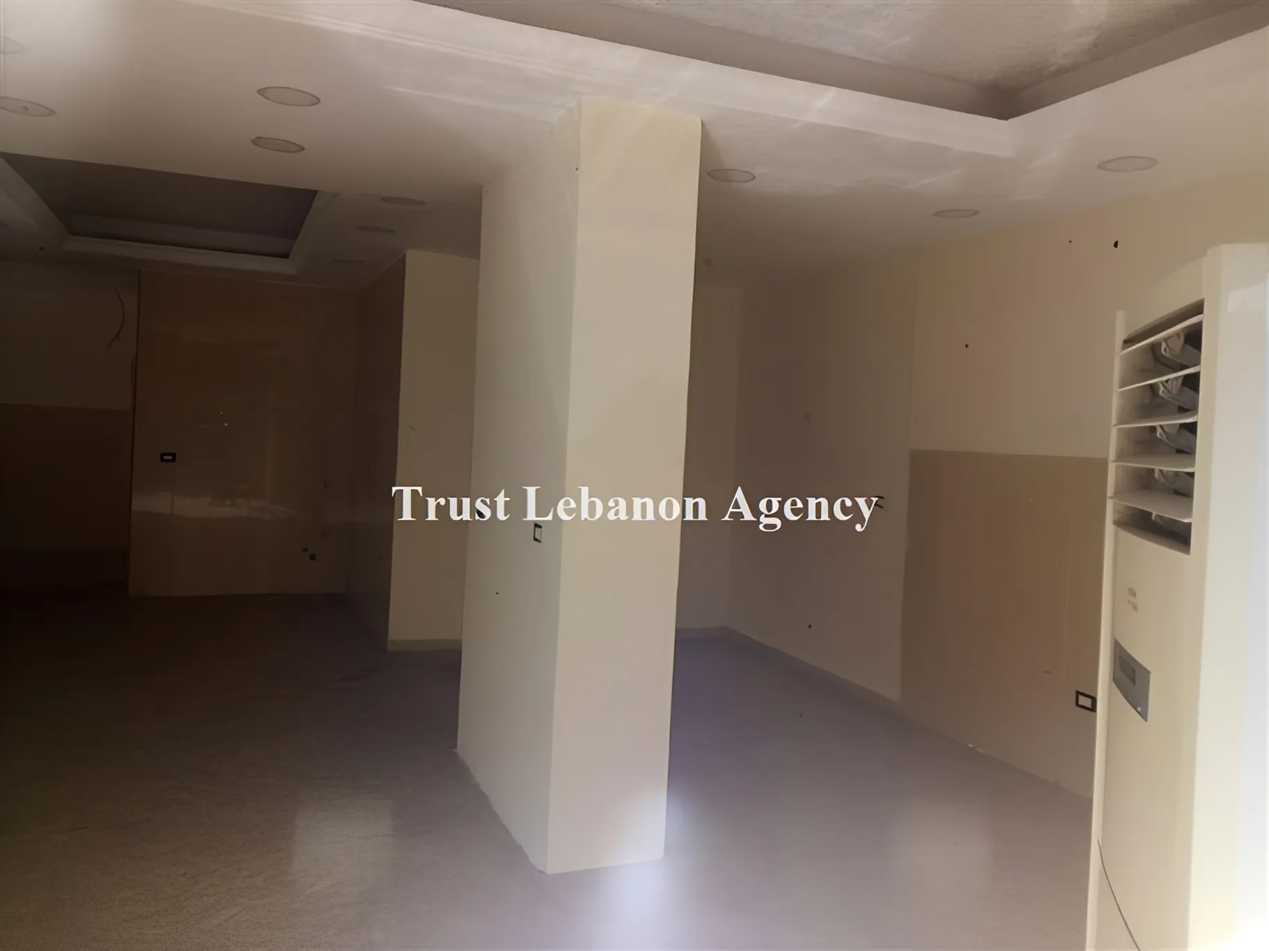 Shop for sale in Baabda, Haret Hreik