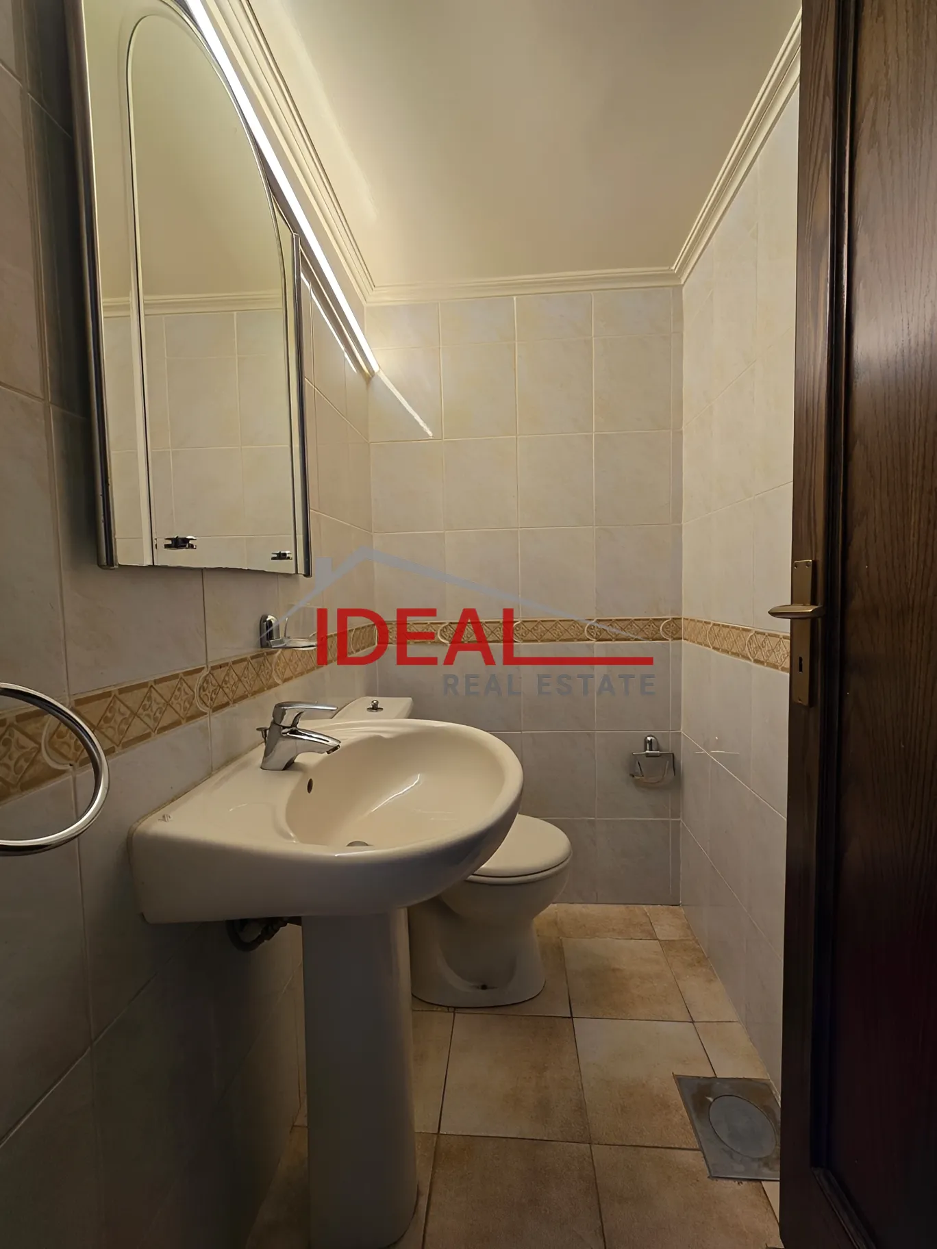 Apartment for rent in Mar Takla, Hazmieh