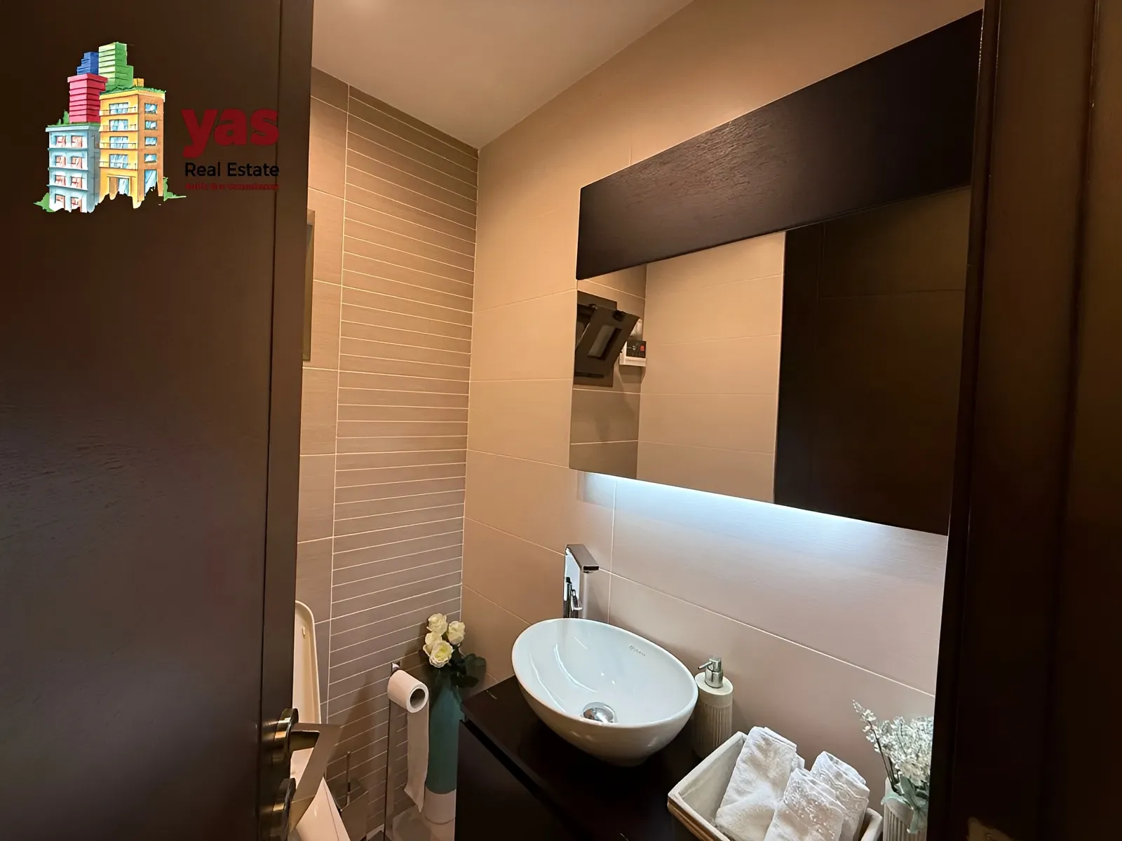 Apartment for Sale in Ballouneh