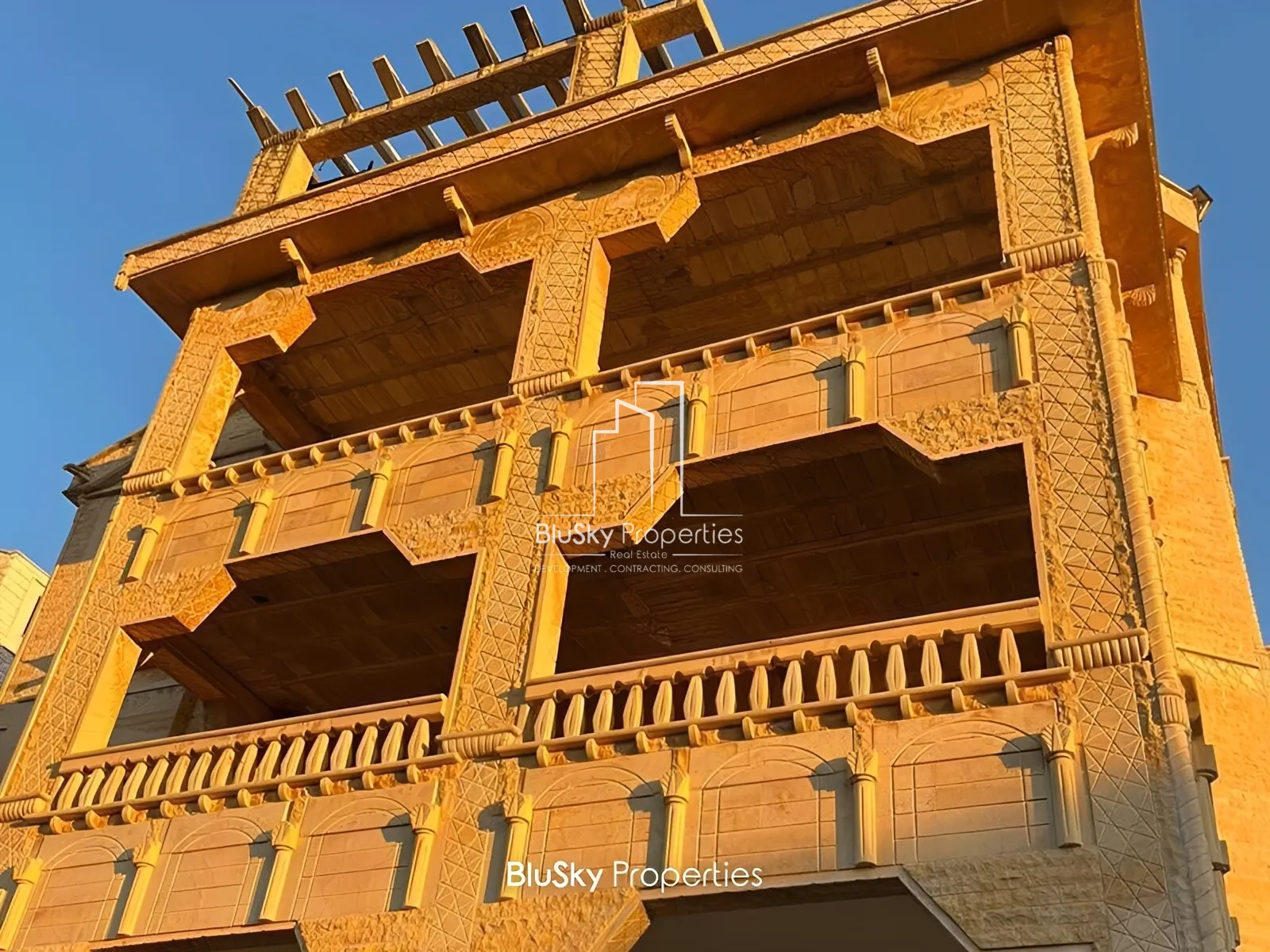 Villa for Sale in Zebdine - 7 bed, 7 bath