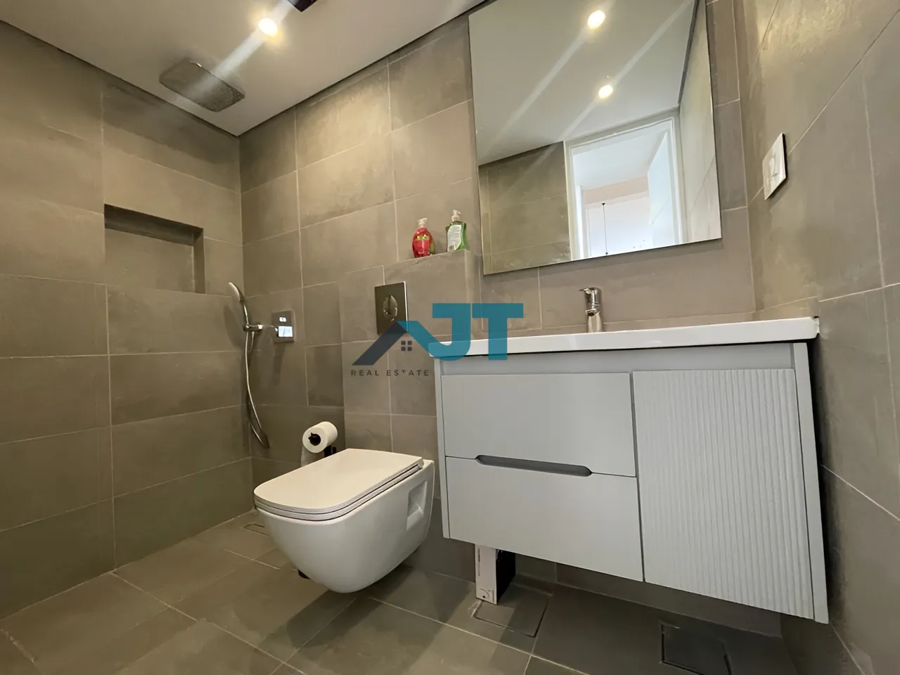 Apartment for sale in Mtayleb