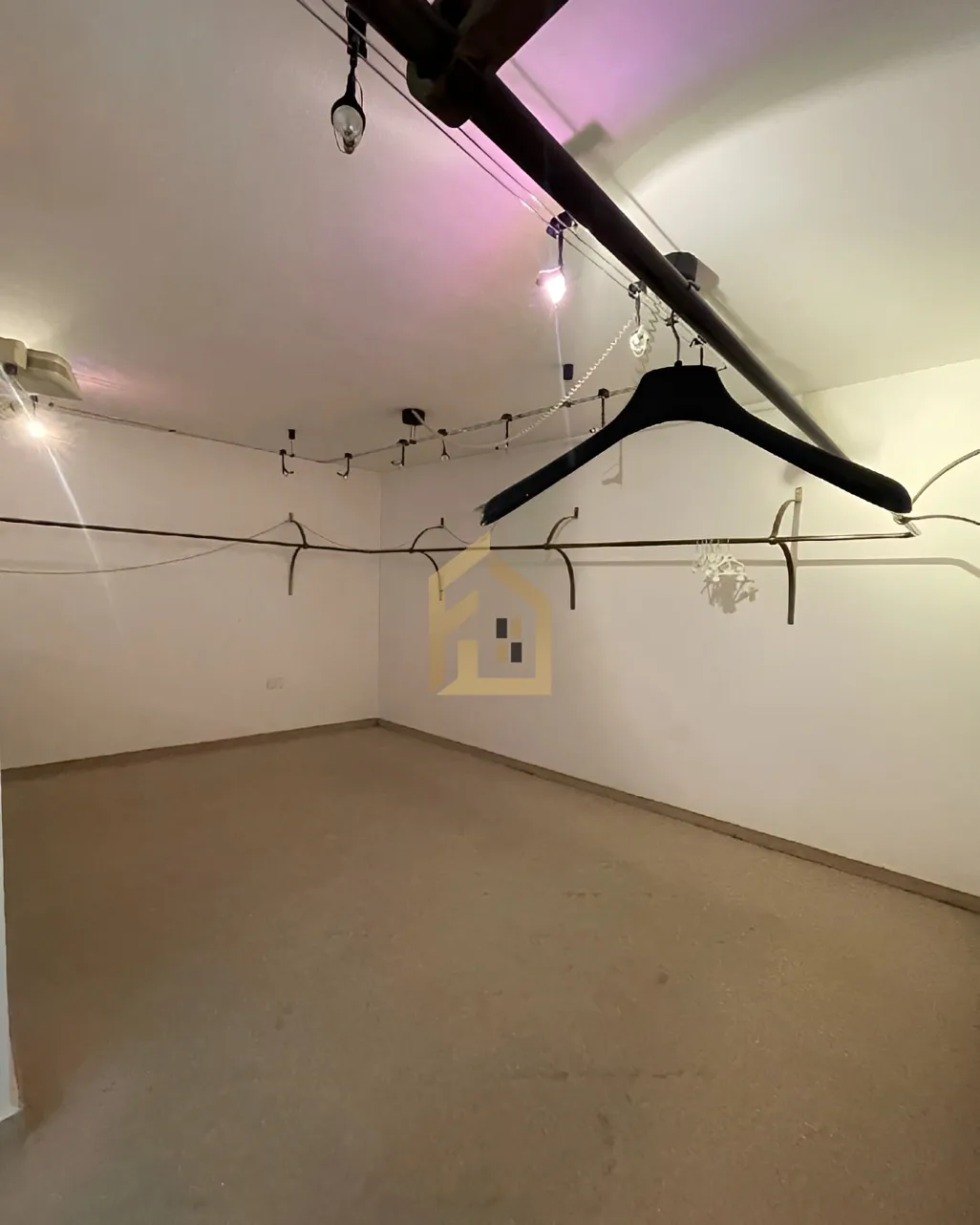 Office for sale in Jisr El Bacha, Lebanon