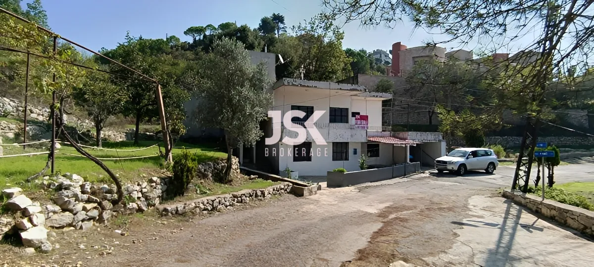 Villa for Sale in Kfour, Lebanon
