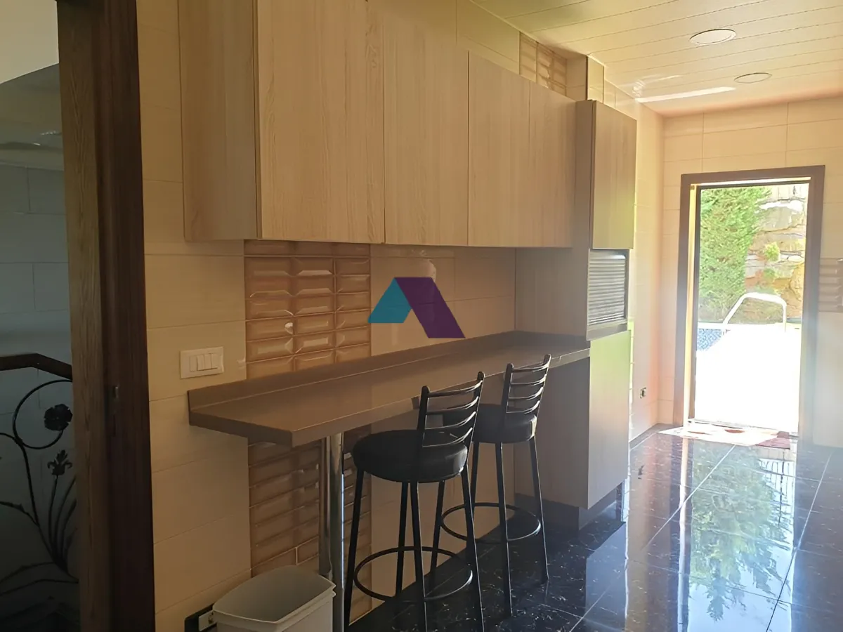 Villa for Sale in Aley