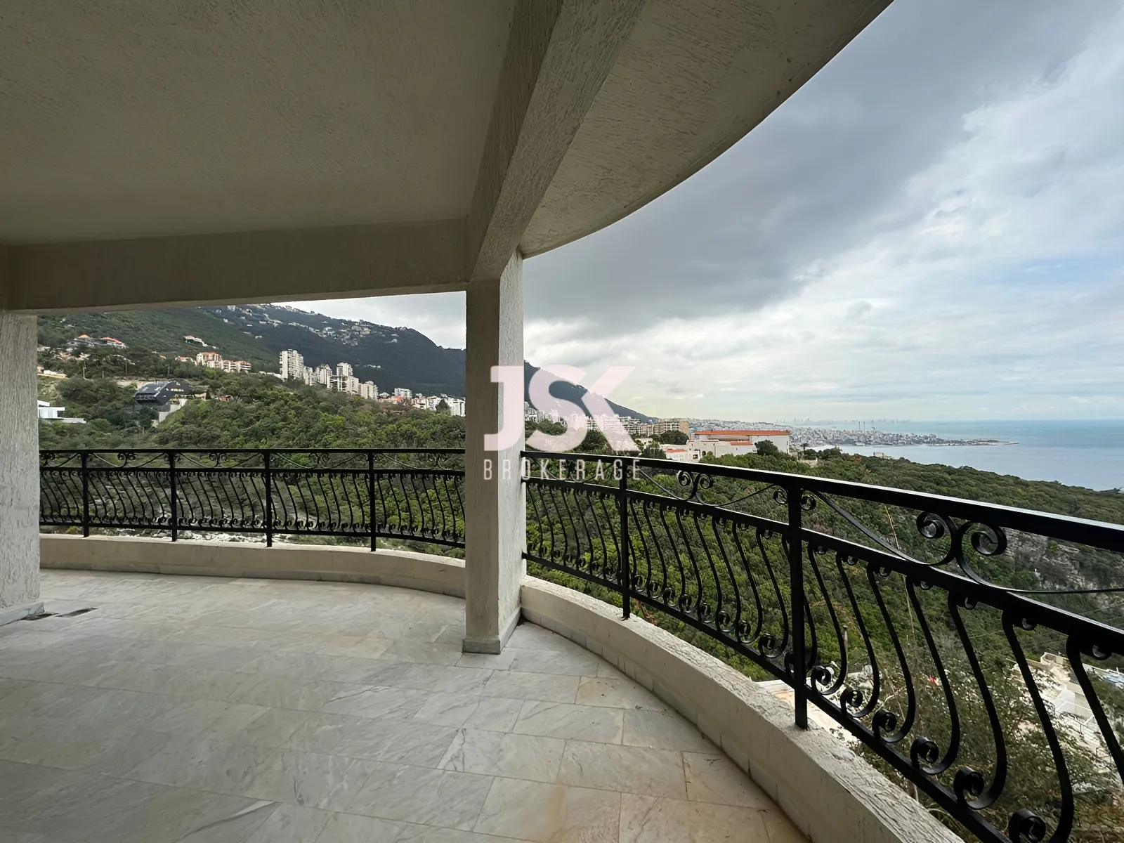 Apartment for Sale in Kfar Hbab