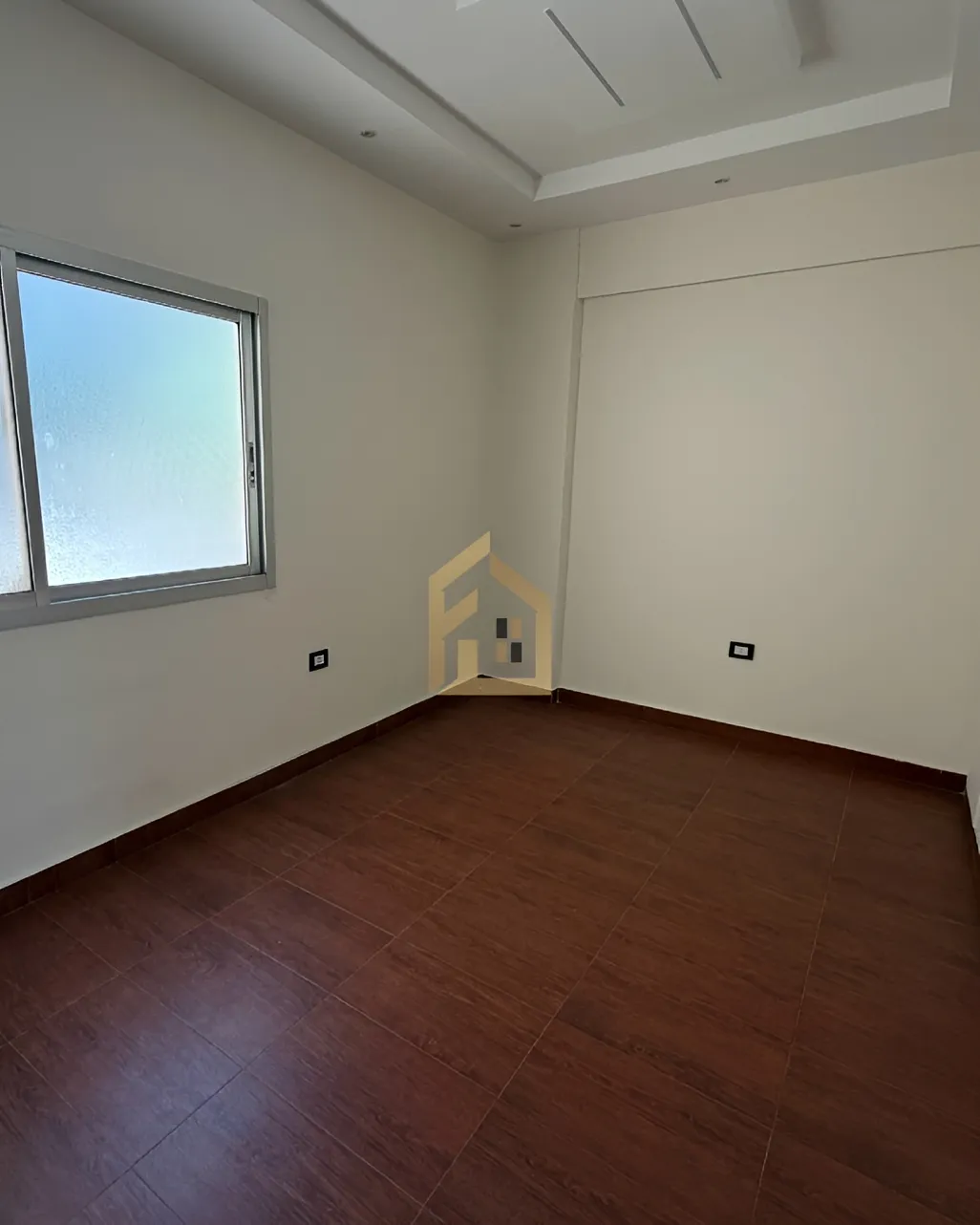 Apartment for rent in Raoucheh, Beirut, Lebanon - 3 bed, 2 bath