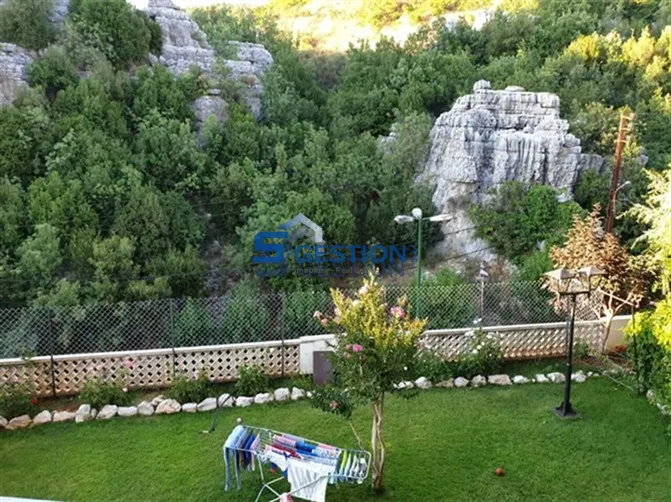 Chalet for Sale in Faitroun