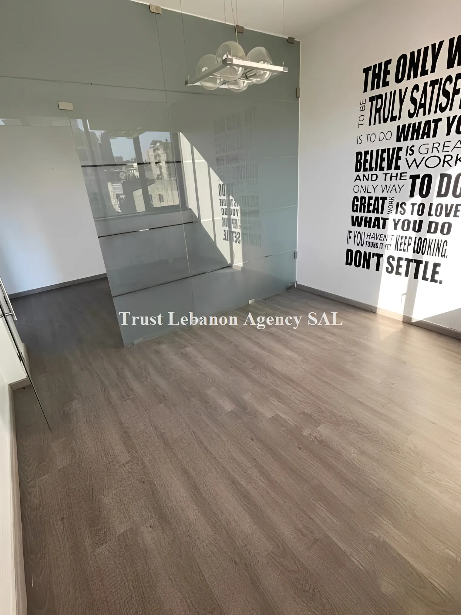 Office for rent in Metn, Jdeideh
