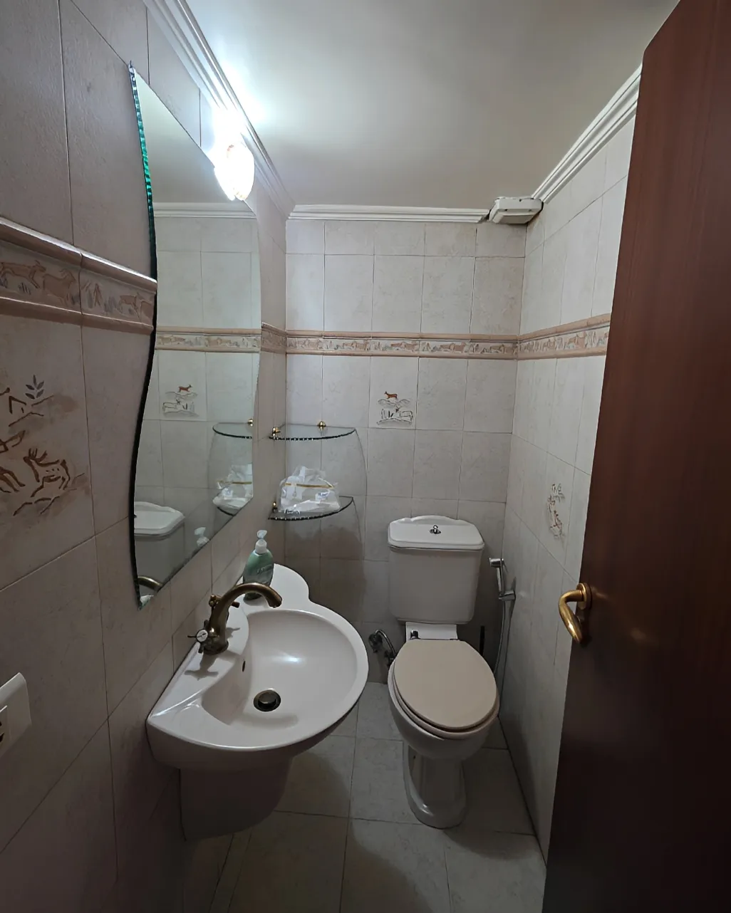 Apartment for rent in Achrafieh, Beirut, Lebanon