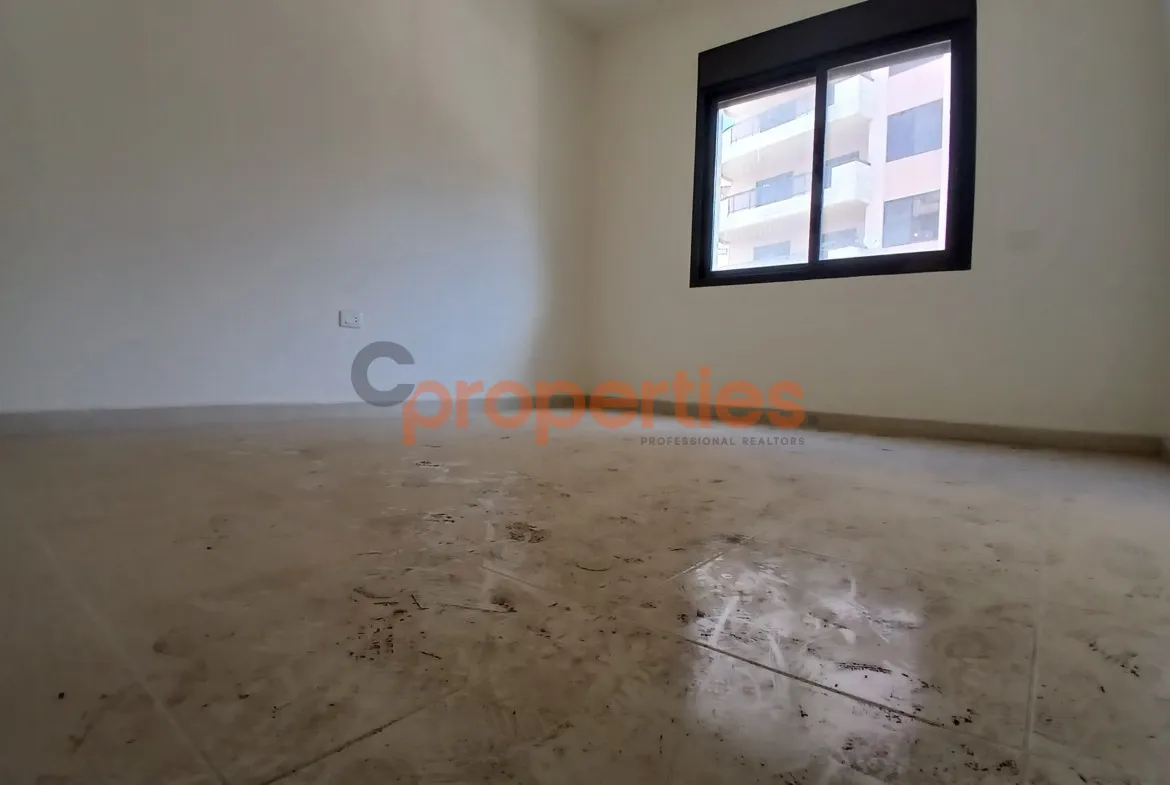 Apartment for Sale in Kfar Yassine