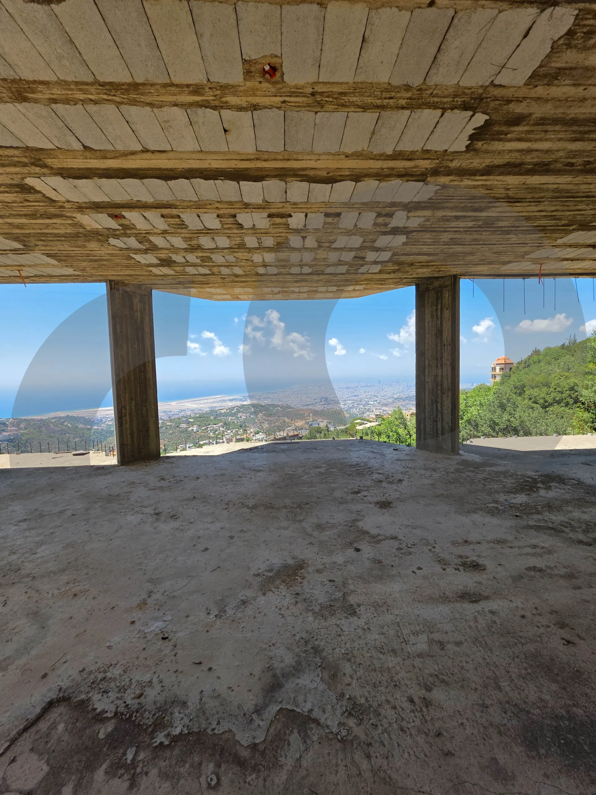 Villa for Sale in Ain Anoub