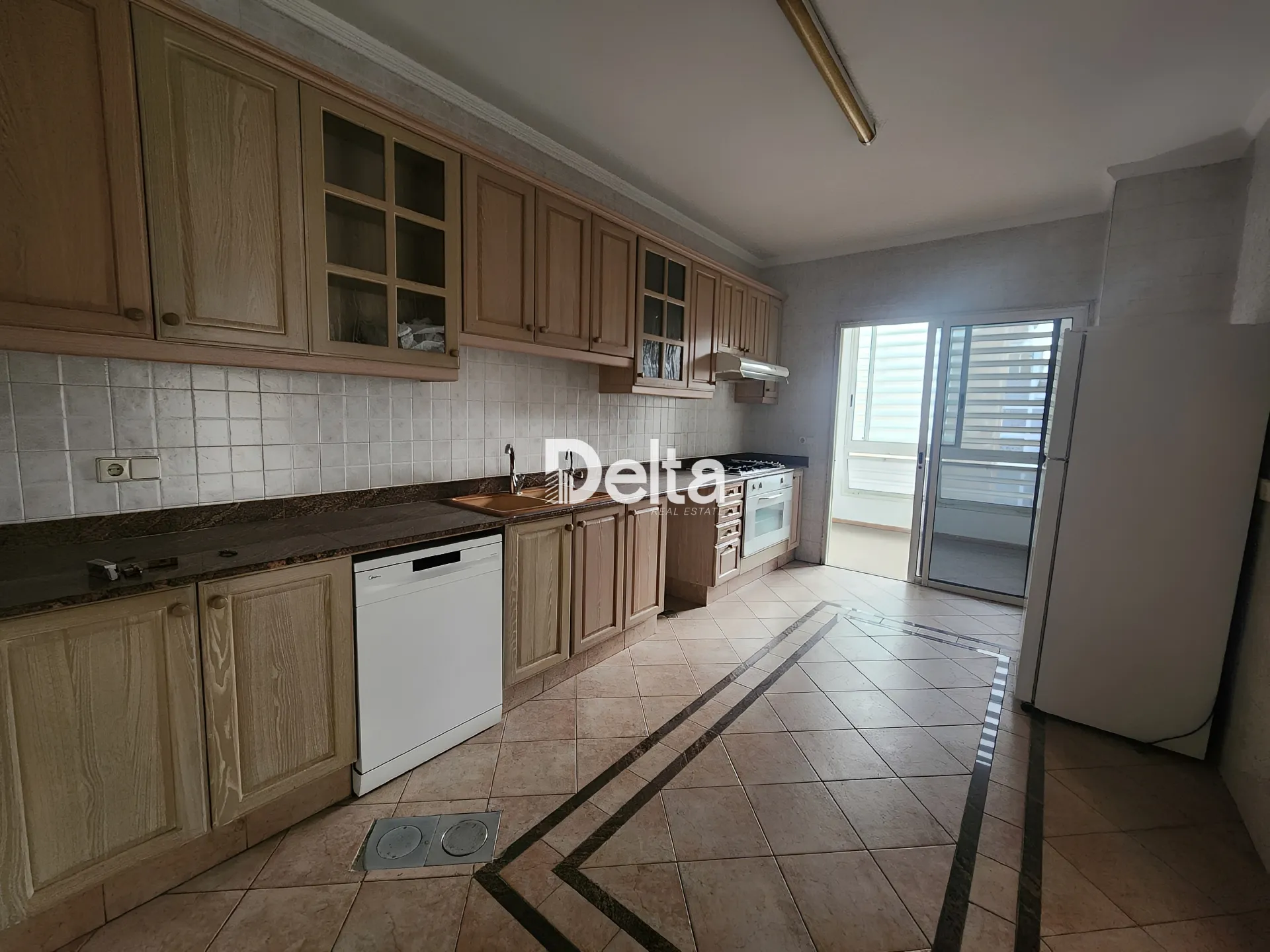 Residential for Rent in Hamra, beirut, lebanon - 4 bed, 4.0 bath