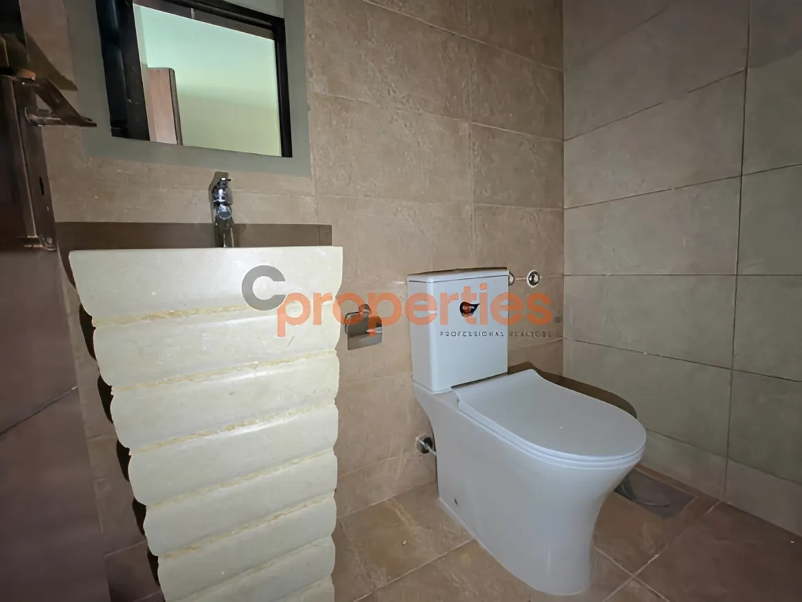 Apartment for Sale in Zikrit