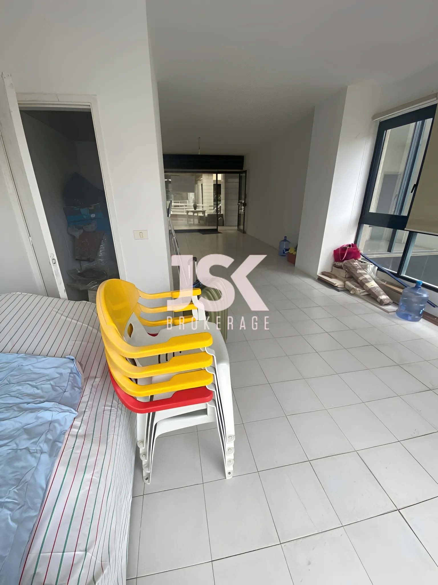 Office for Sale in Zalqa