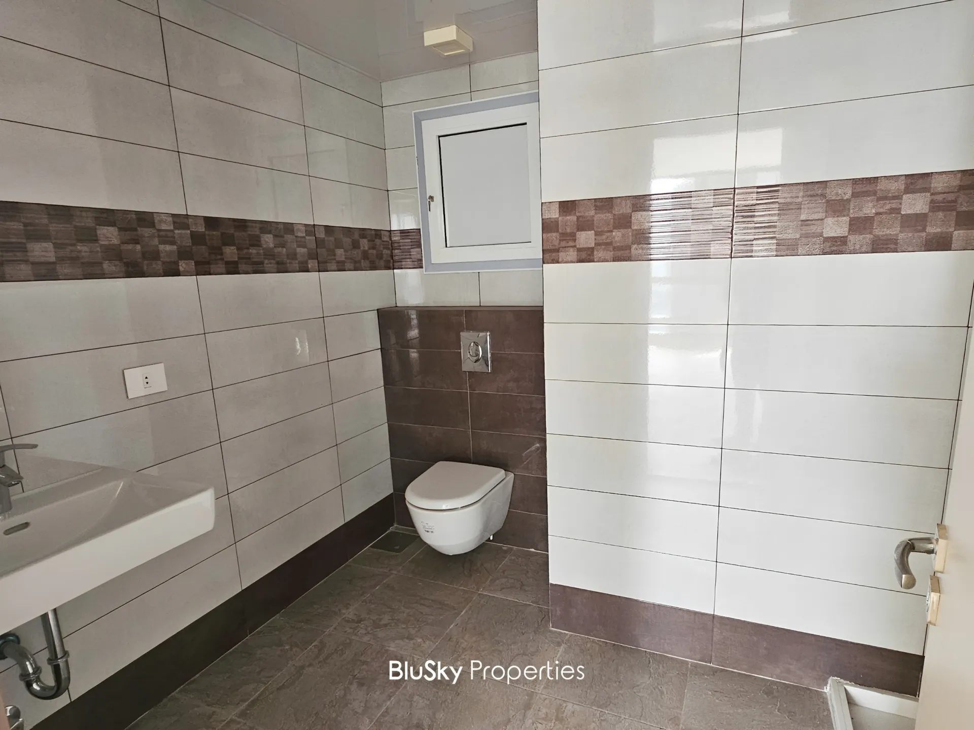 Apartment for sale in Mansourieh, lebanon