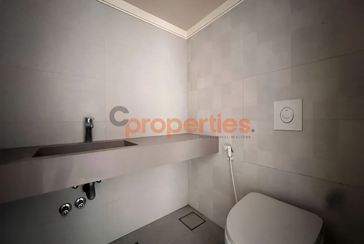 Office for Rent in Hamra