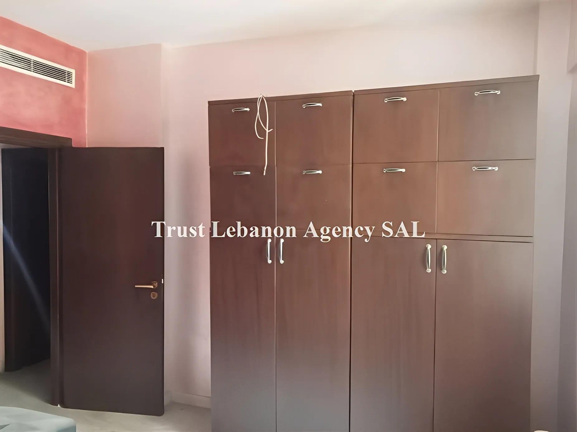 Office For Rent in Beirut, Hamra