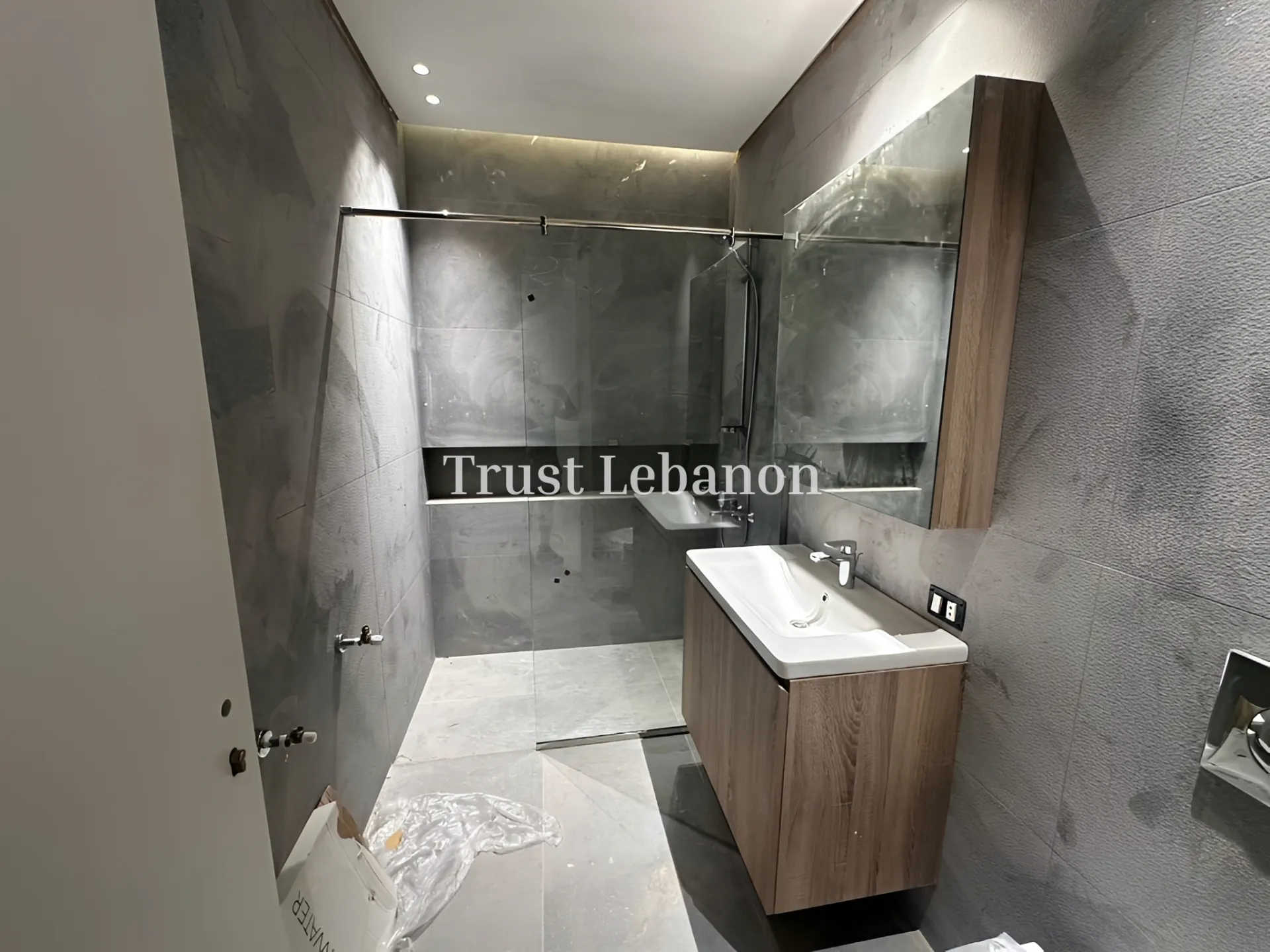 Apartment for sale in Beit Meri, Lebanon