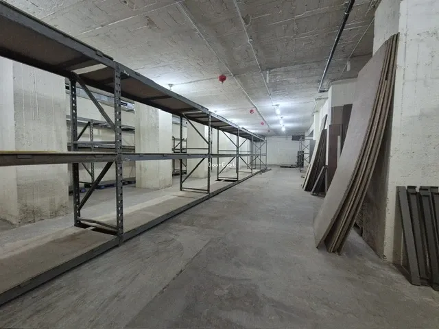 Warehouse for rent in Jnah, Lebanon