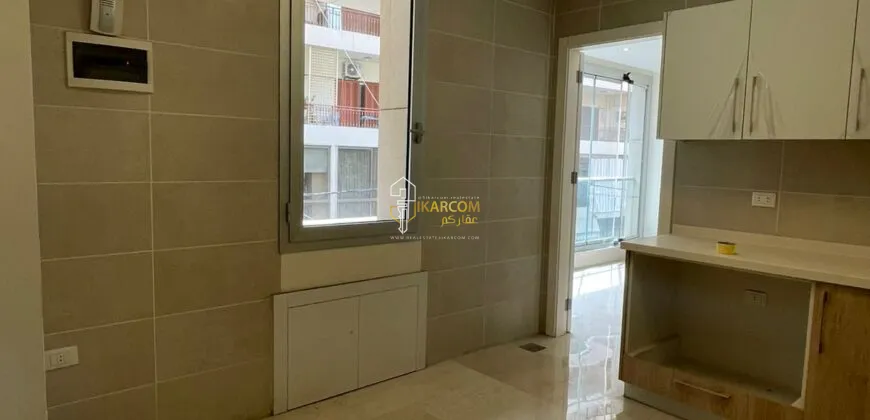 Apartment for rent in Ras Al Naba'a, Beirut, Lebanon