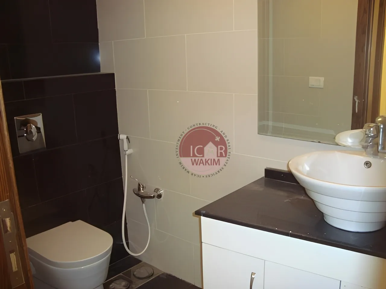 Apartment for Sale in Cornet Chahwan - 4 bed, 4 bath