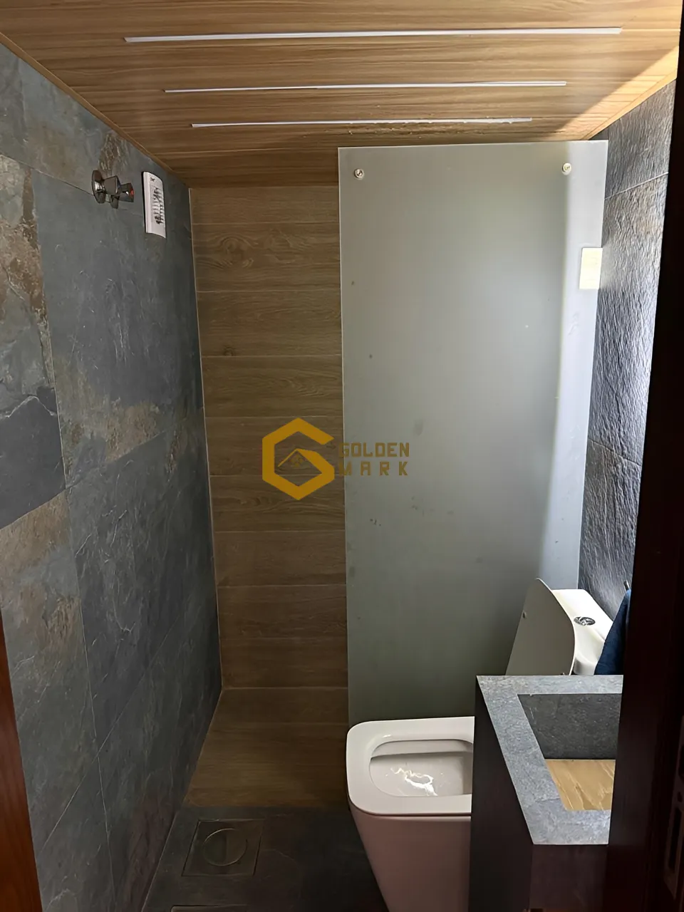 Apartment for Sale in Halat