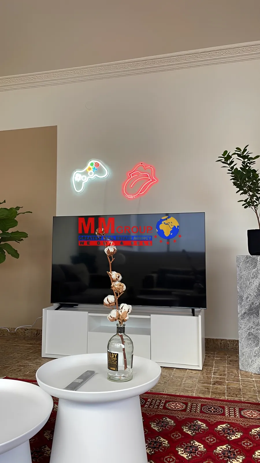 Apartment for rent in Achrafieh, Beirut, Lebanon - 2 bed, 3 bath