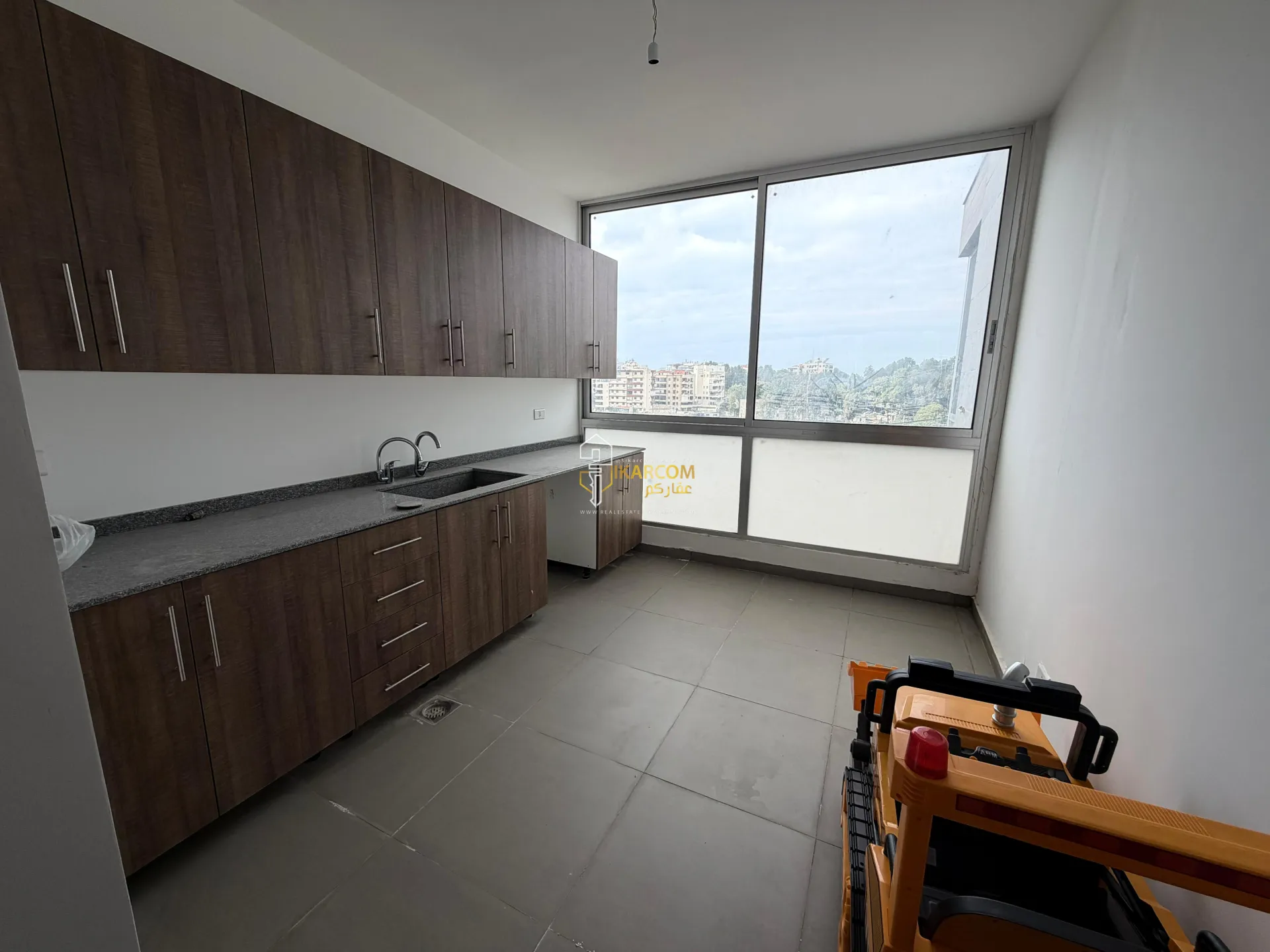 Apartment for Sale in Dbaye - 3 bed, 3 bath