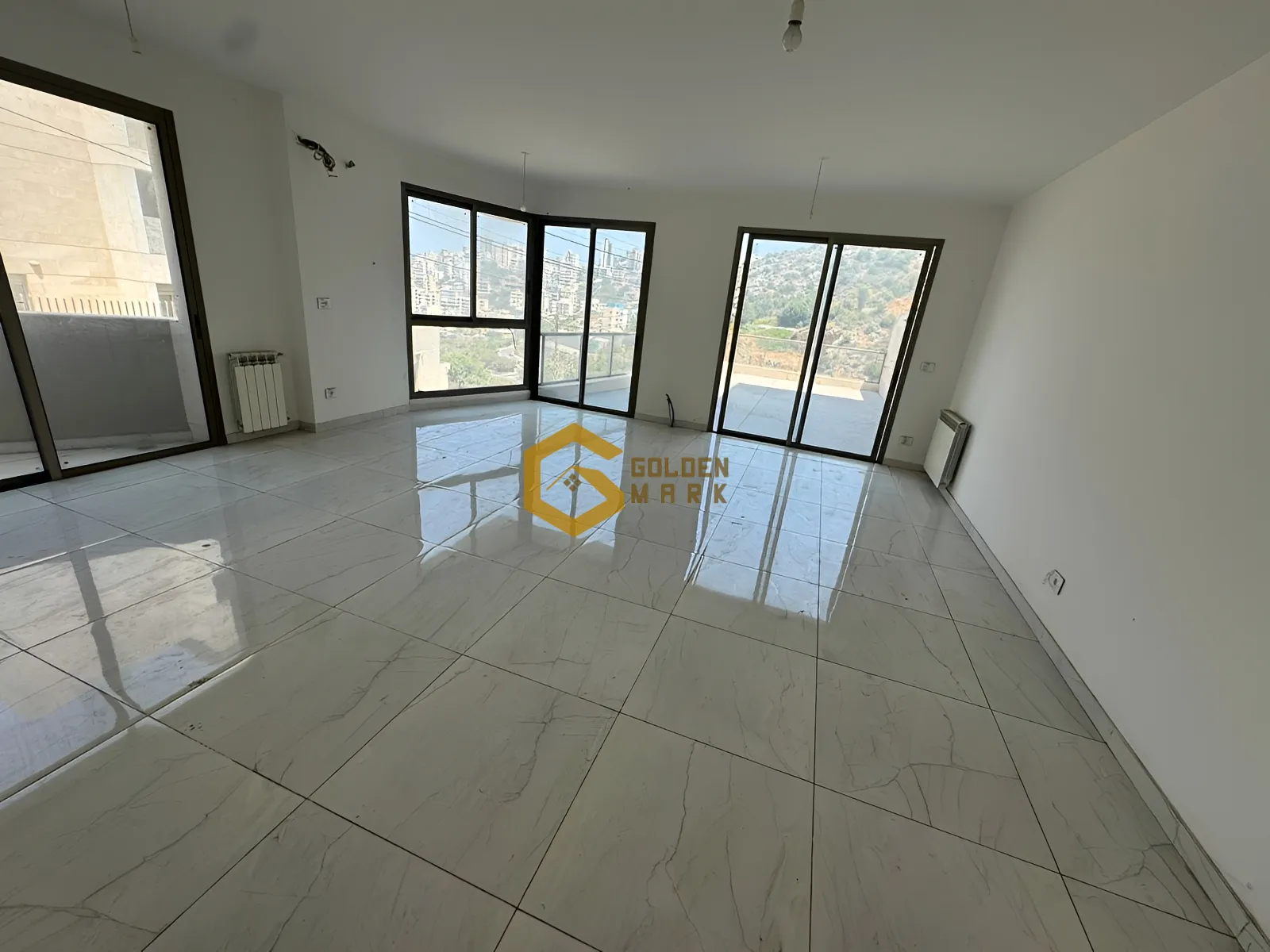 Apartment for Sale in Bsalim - 3 bed, 4 bath