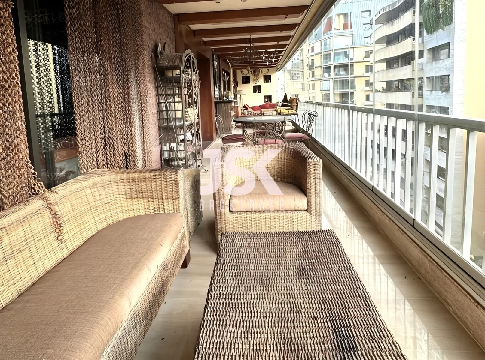 Apartment for Sale in Caree d'or, Achrafieh, Beirut, Lebanon - 3 bed, 4 bath