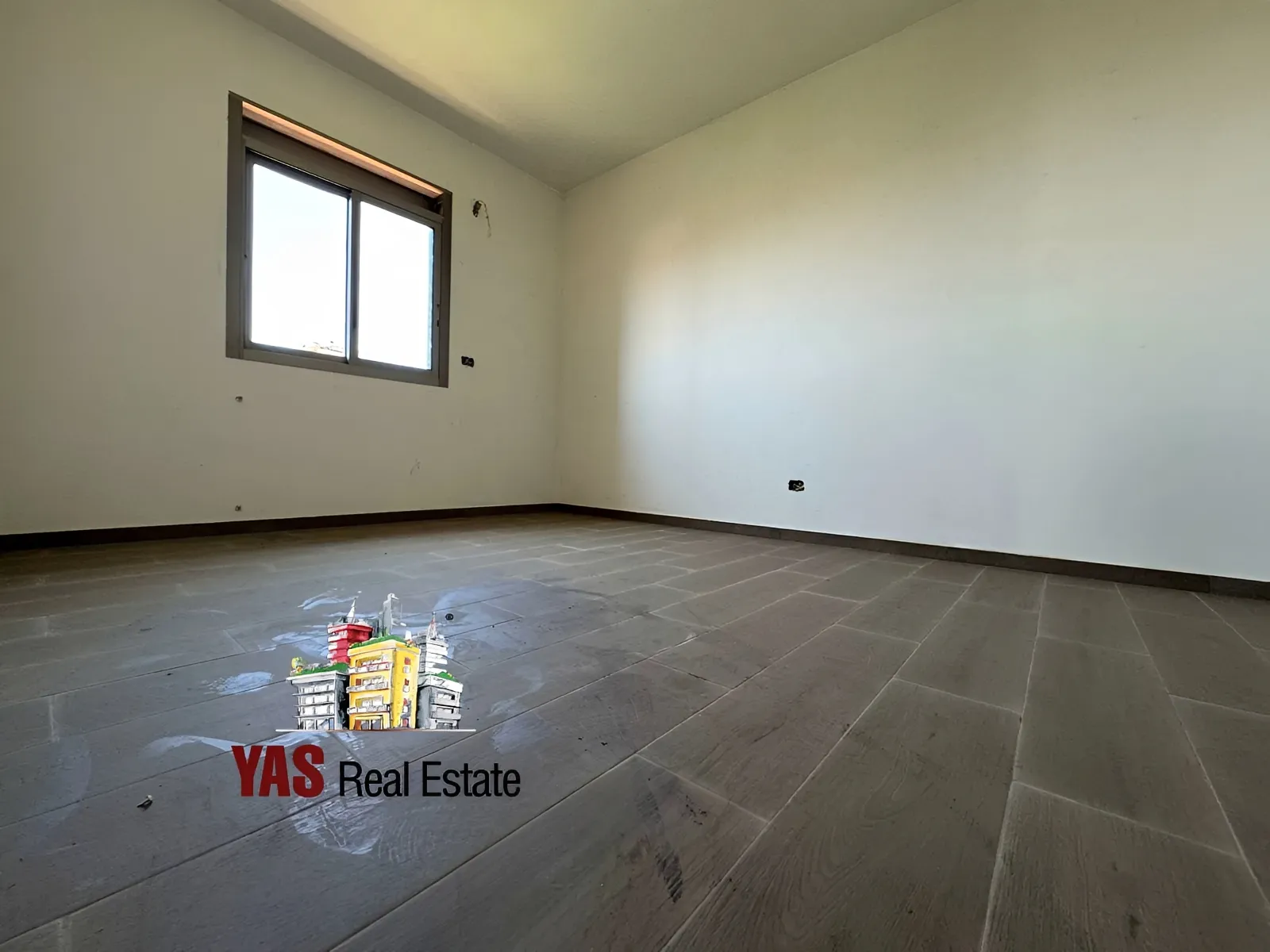 Apartment for Sale in Ballouneh