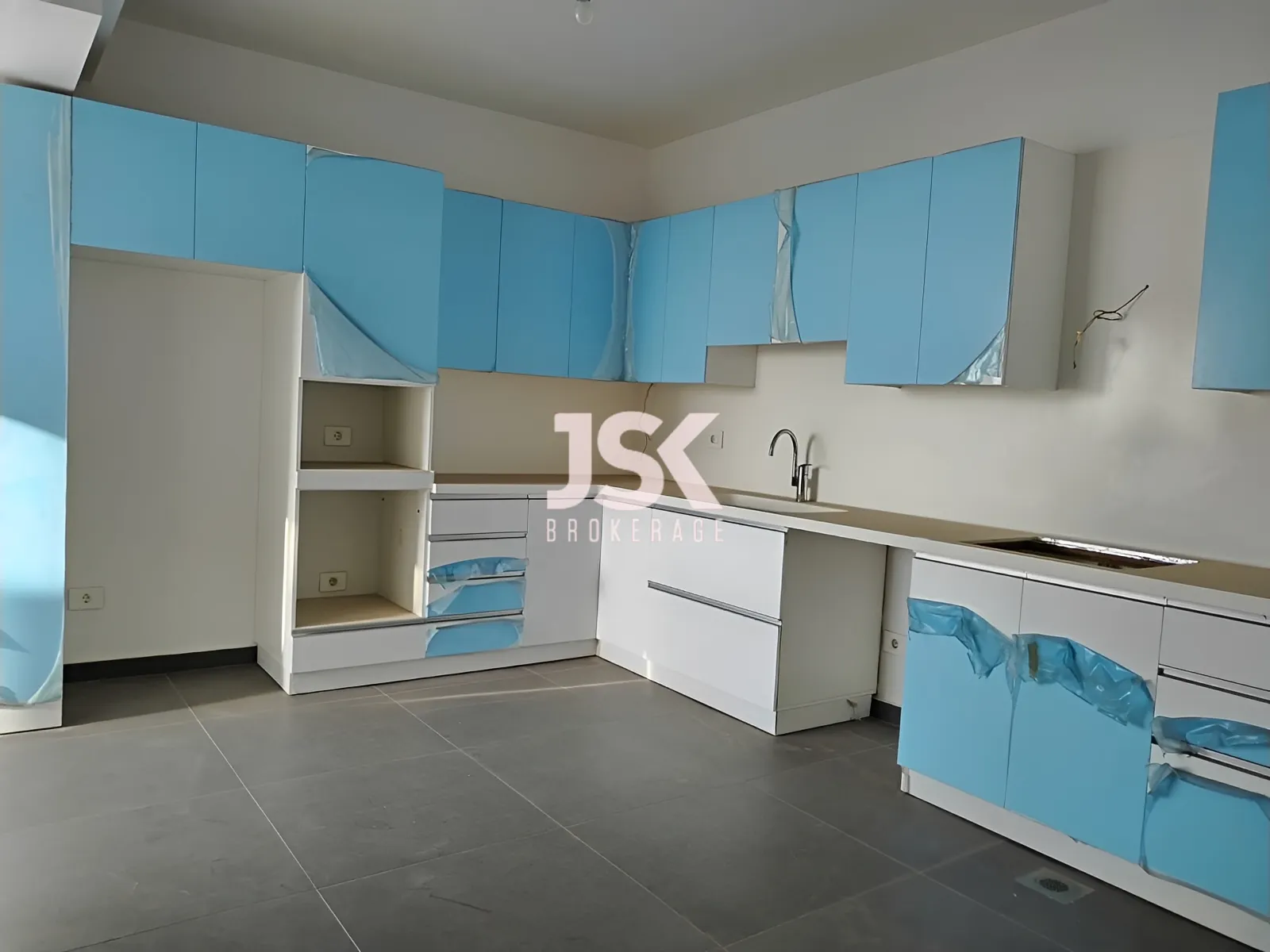 Apartment for Rent in Sahel Aalma
