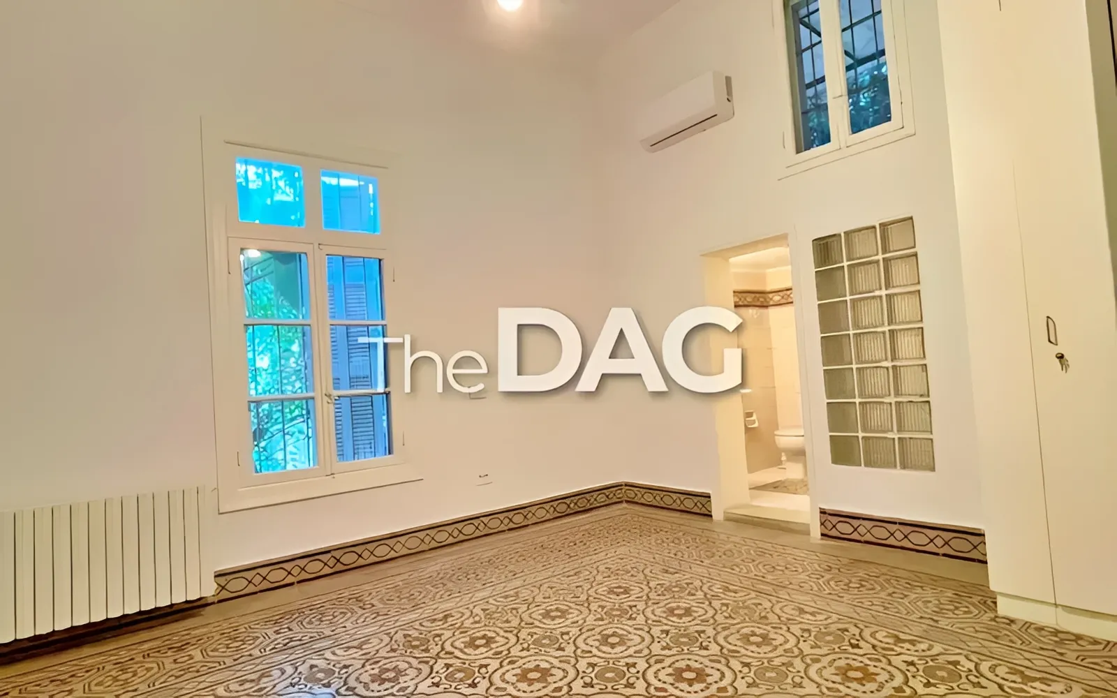 Apartment for Rent in Gemmayzeh, Beirut, Lebanon - 3 bed, 4 bath
