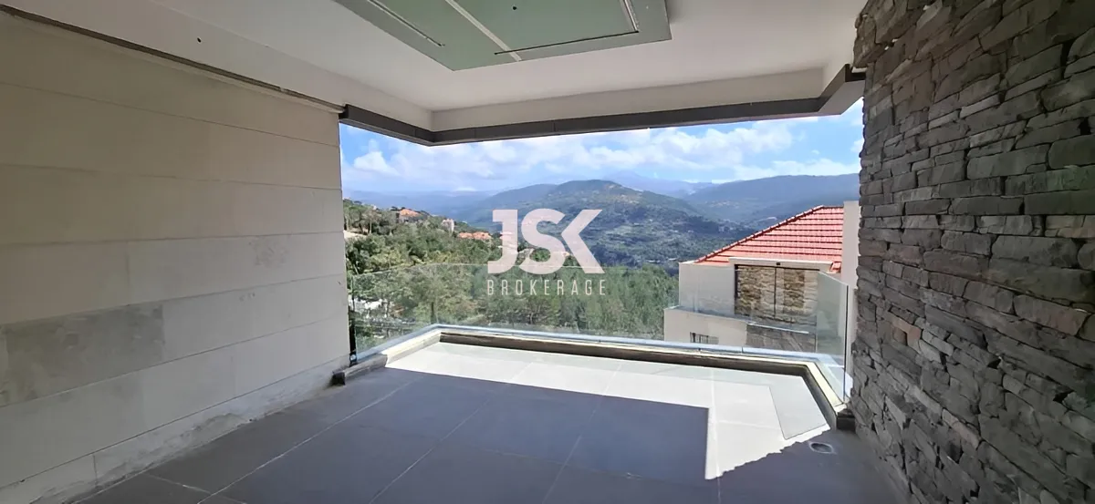 Apartment for Sale in Broummana, Lebanon - 3 bed, 3 bath