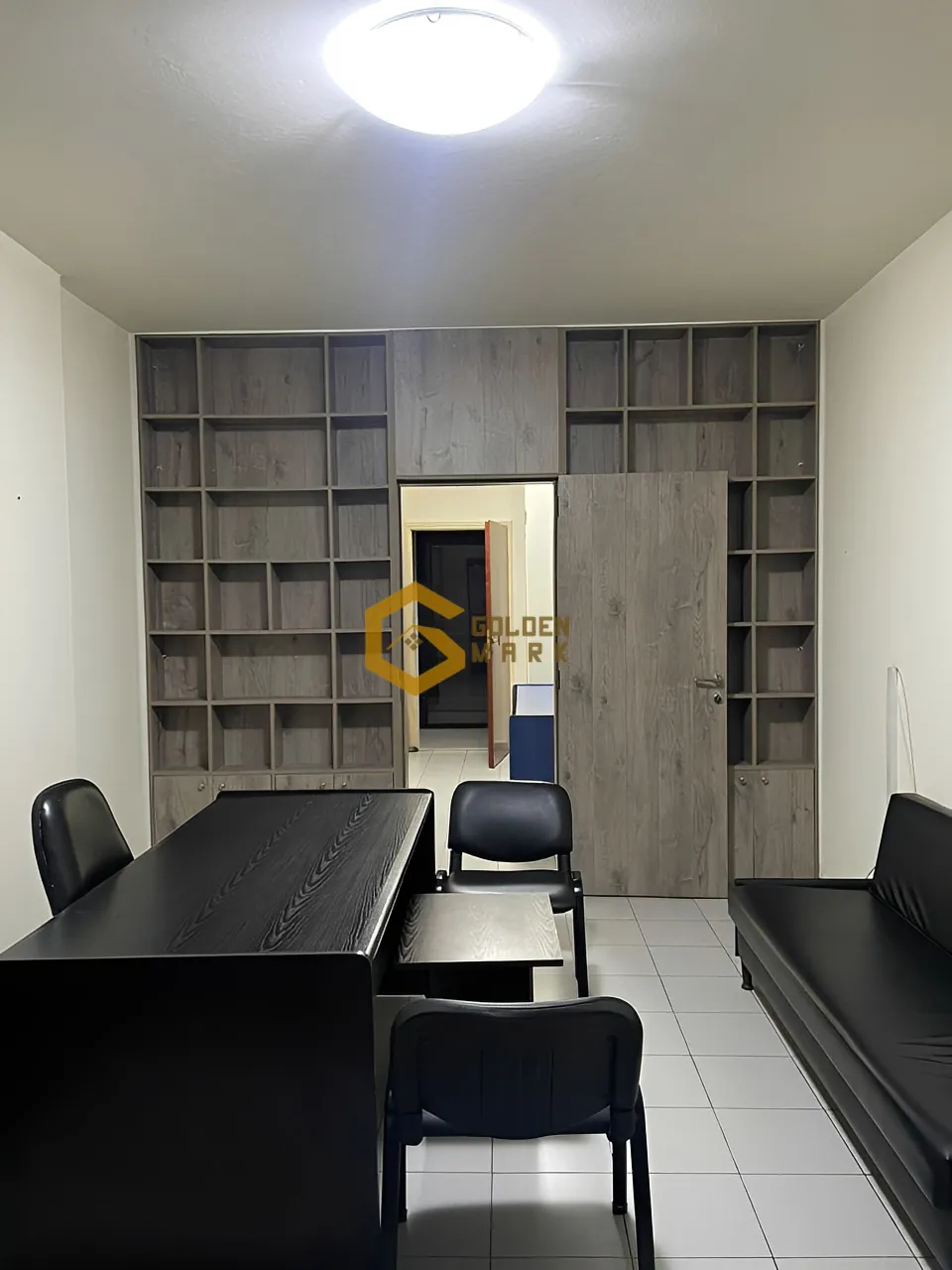 Office for rent in Mazraat Yachoua