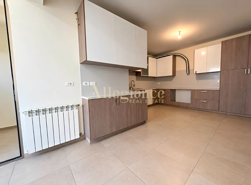 Apartment for rent in Ain El Mraiseh