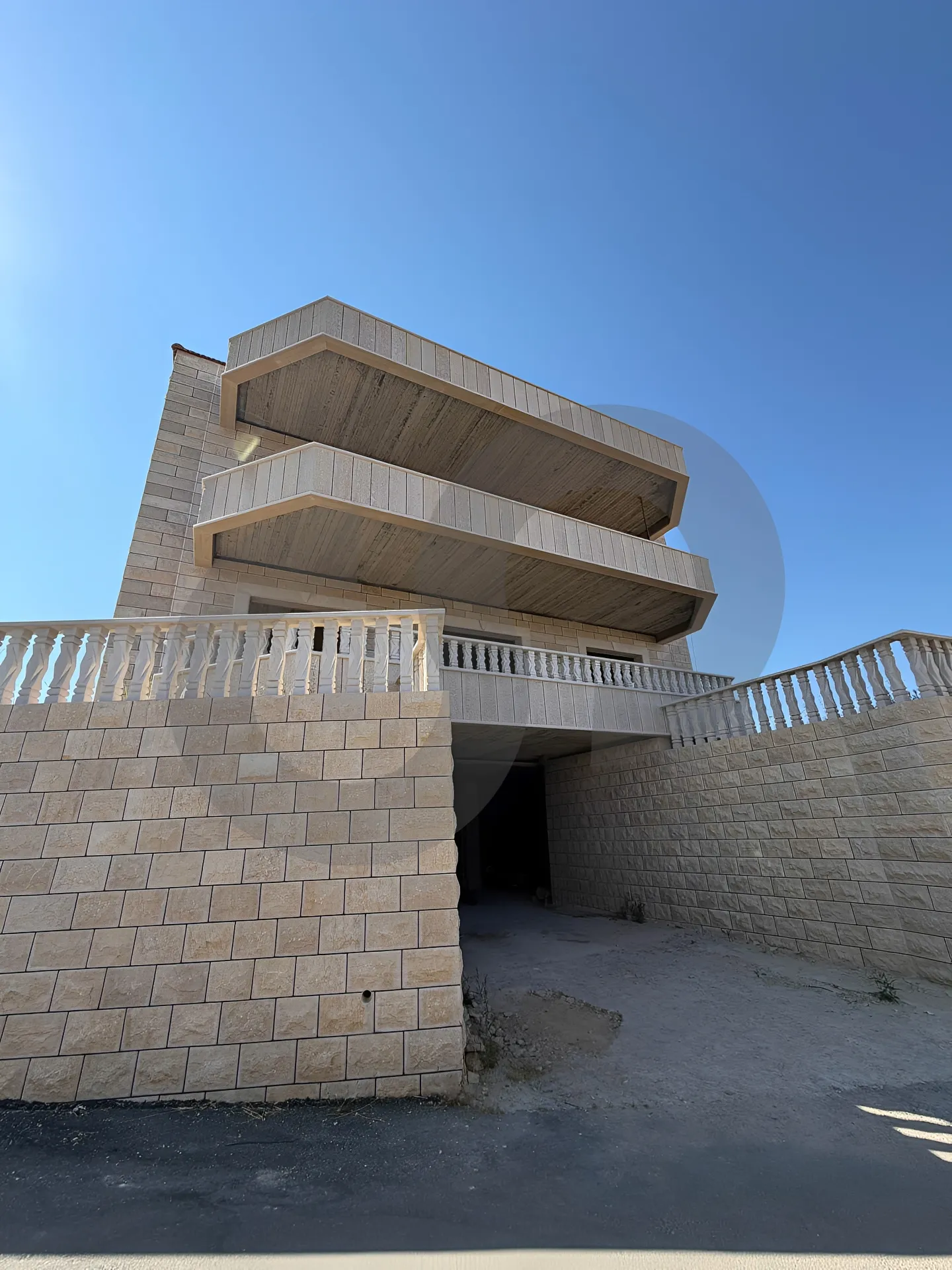 Villa for Sale in Bhamdoun