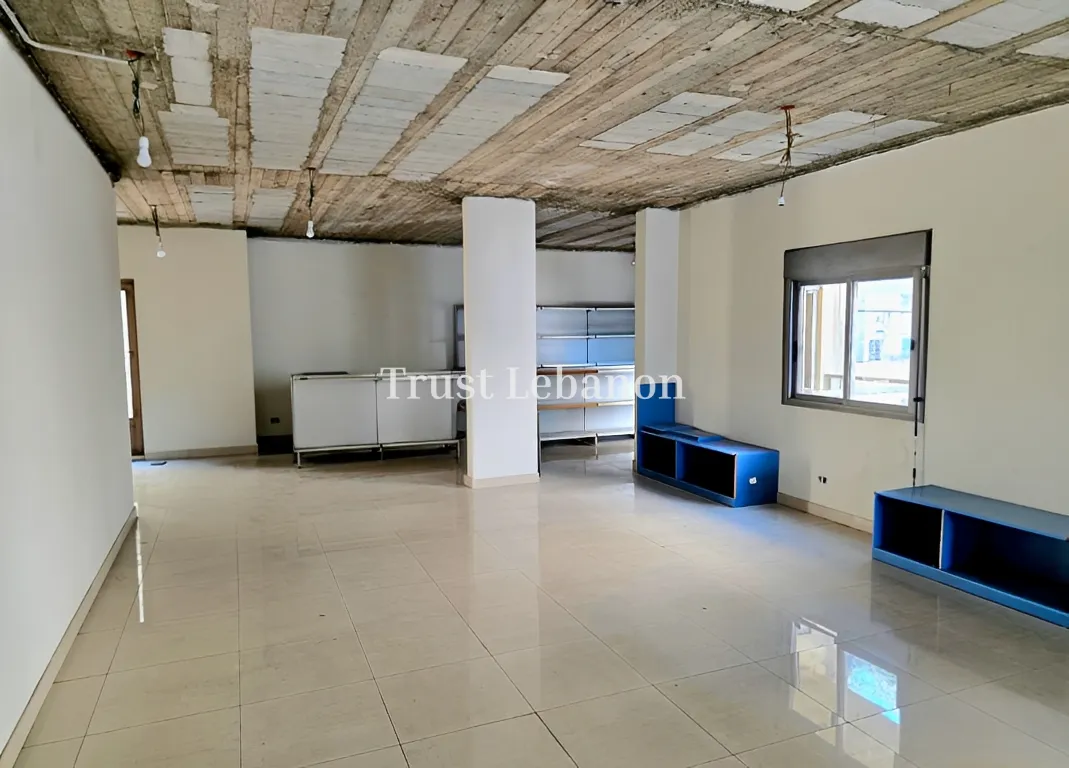 Shop for rent in Hazmieh, Lebanon