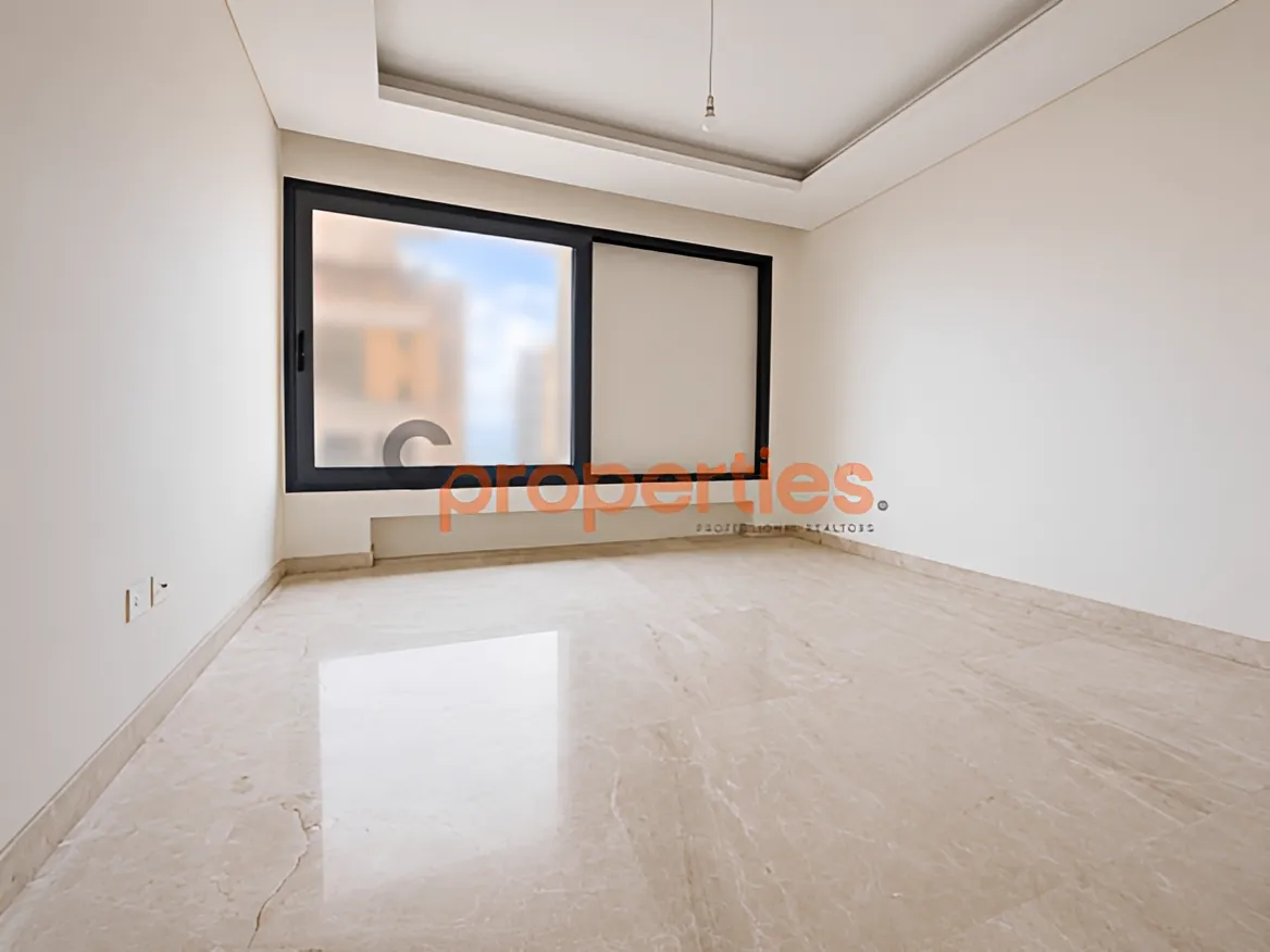 Apartment for sale in Ramleh Al Bayda, Beirut, Lebanon