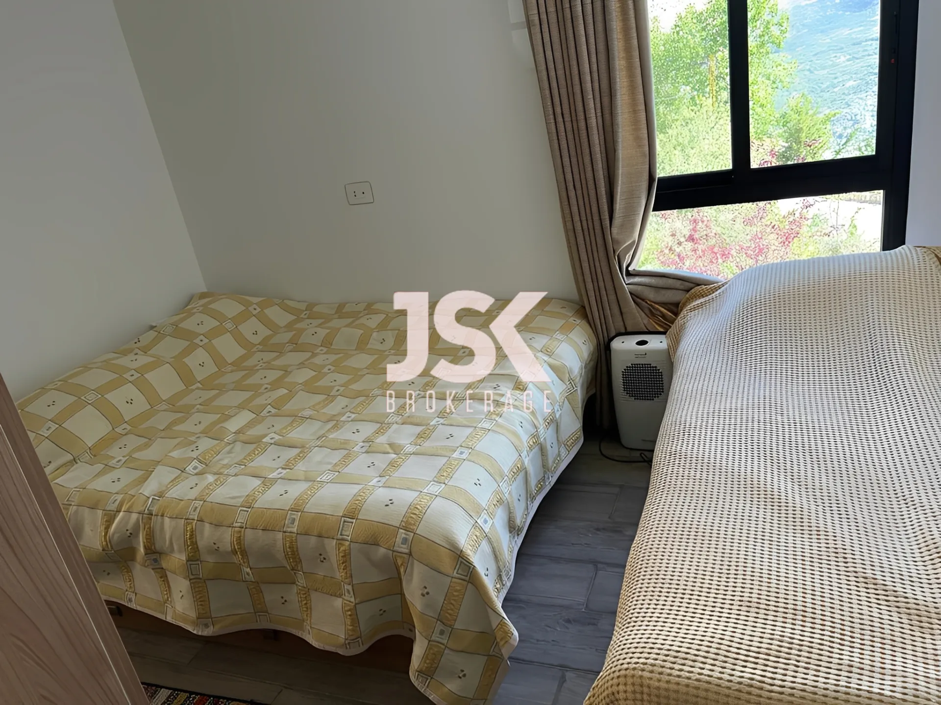 Chalet for Sale in Zaarour