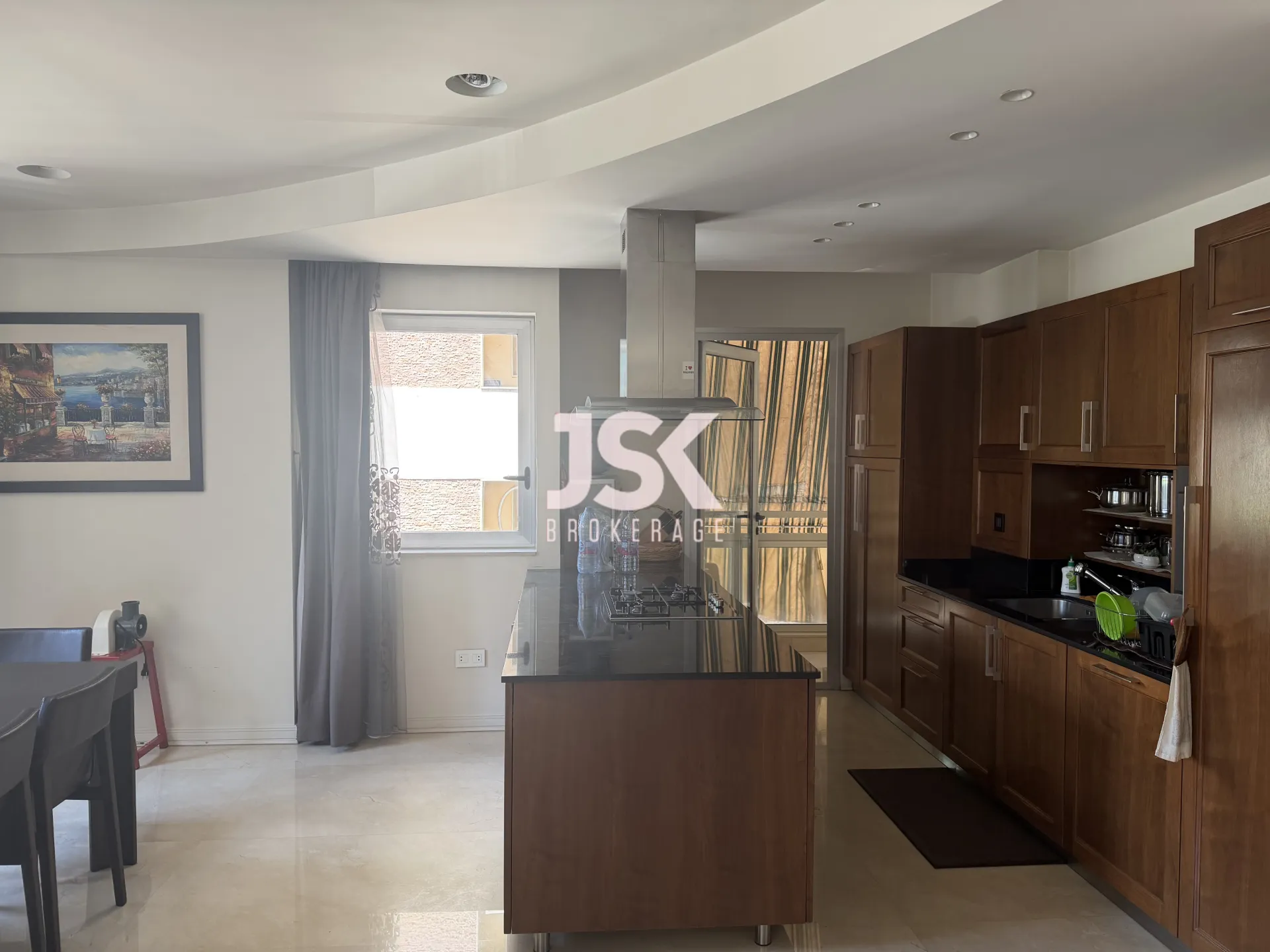 Apartment for Rent in Ras Al Naba'a