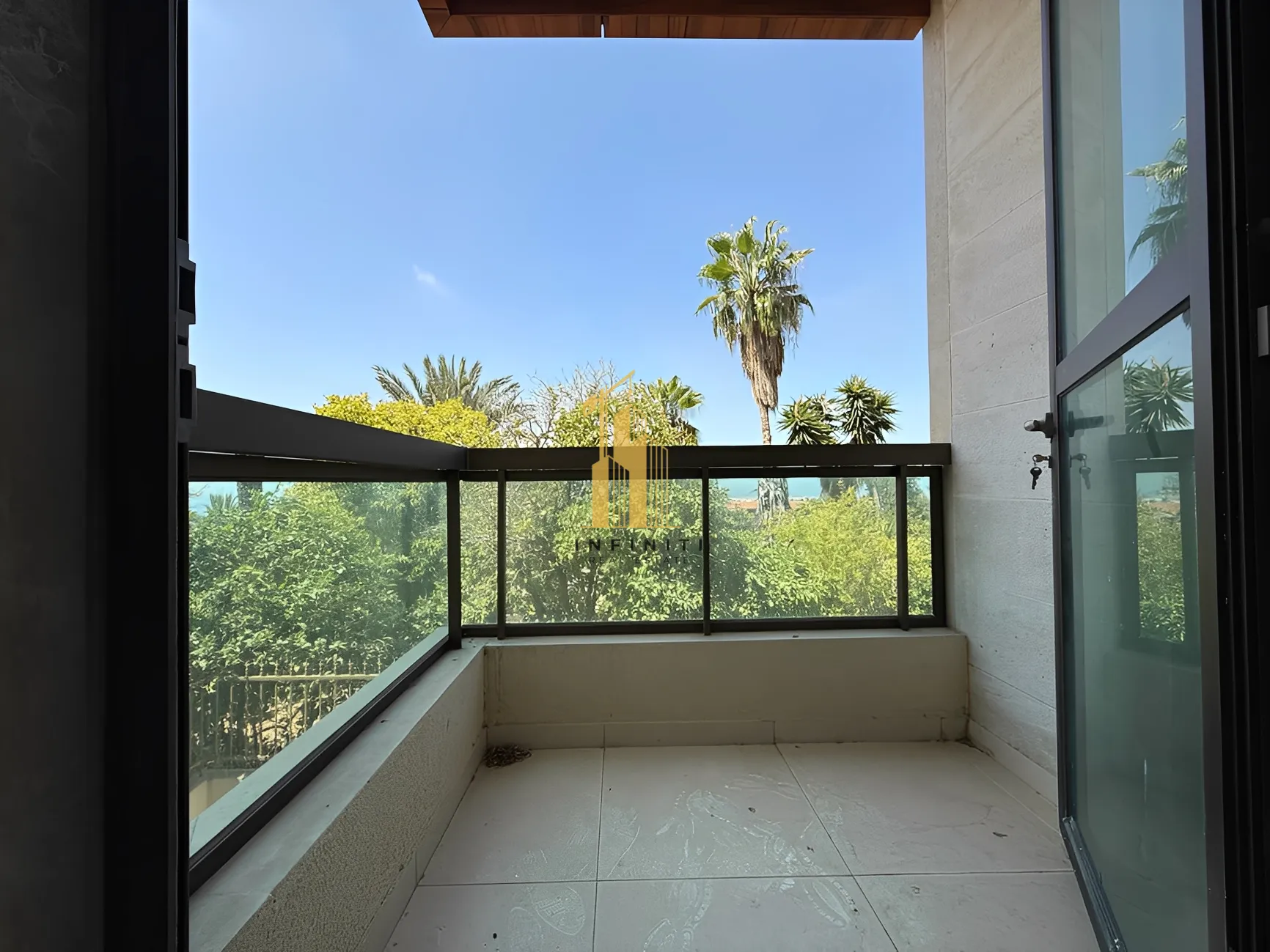 Apartment for Sale in Chouaifet El Aamroussieh, Lebanon