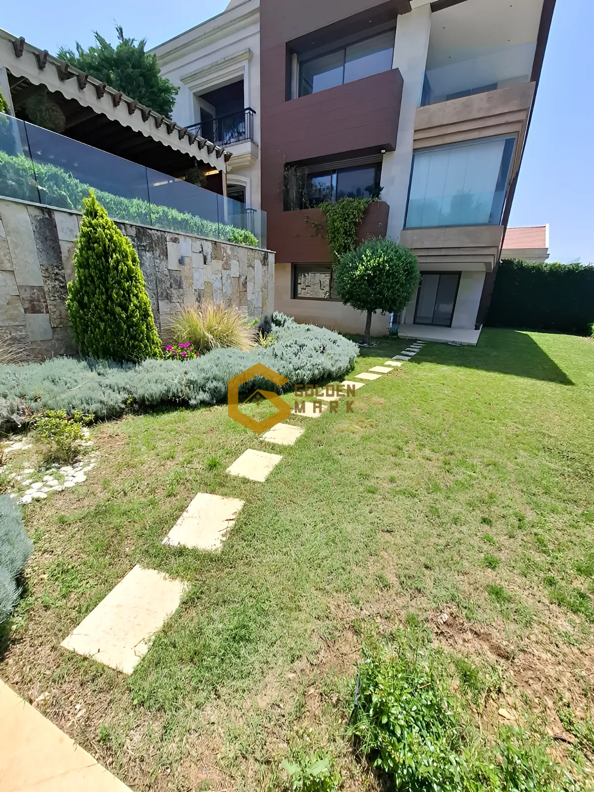 Apartment for Sale in Fatqa - 3 bed, 4 bath
