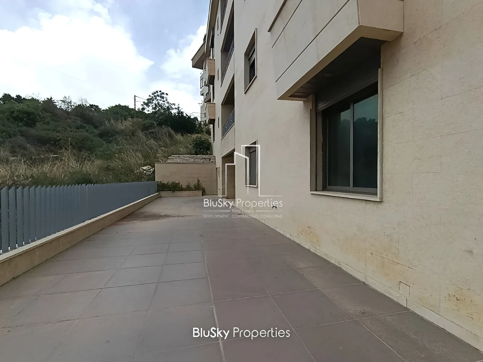 Apartment for Sale in Adma - 4 bed, 5 bath