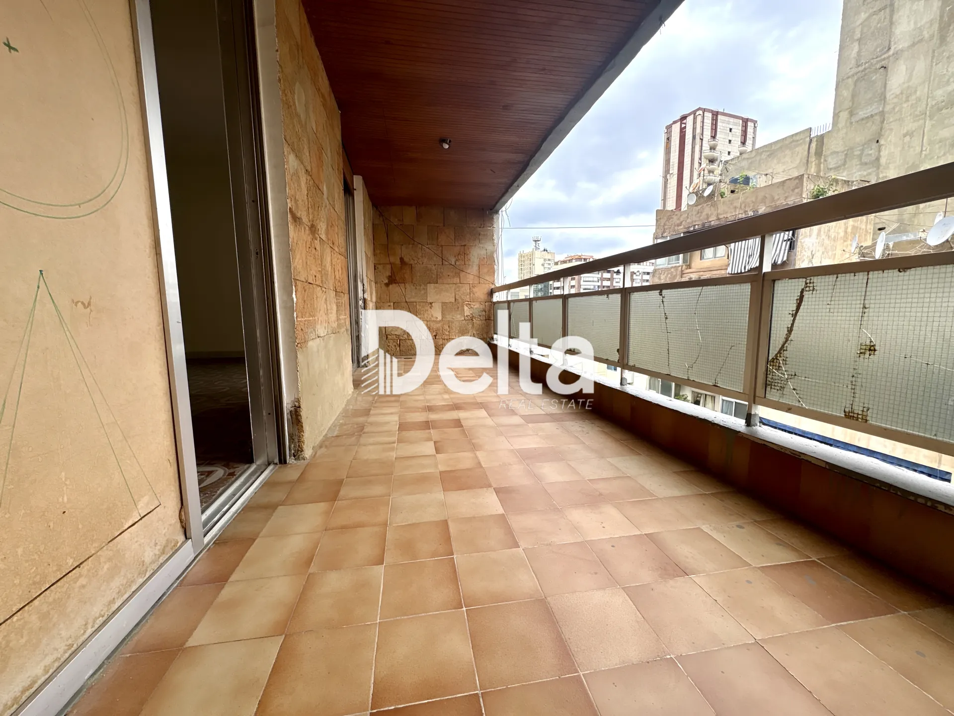 Apartment for rent in Zarif