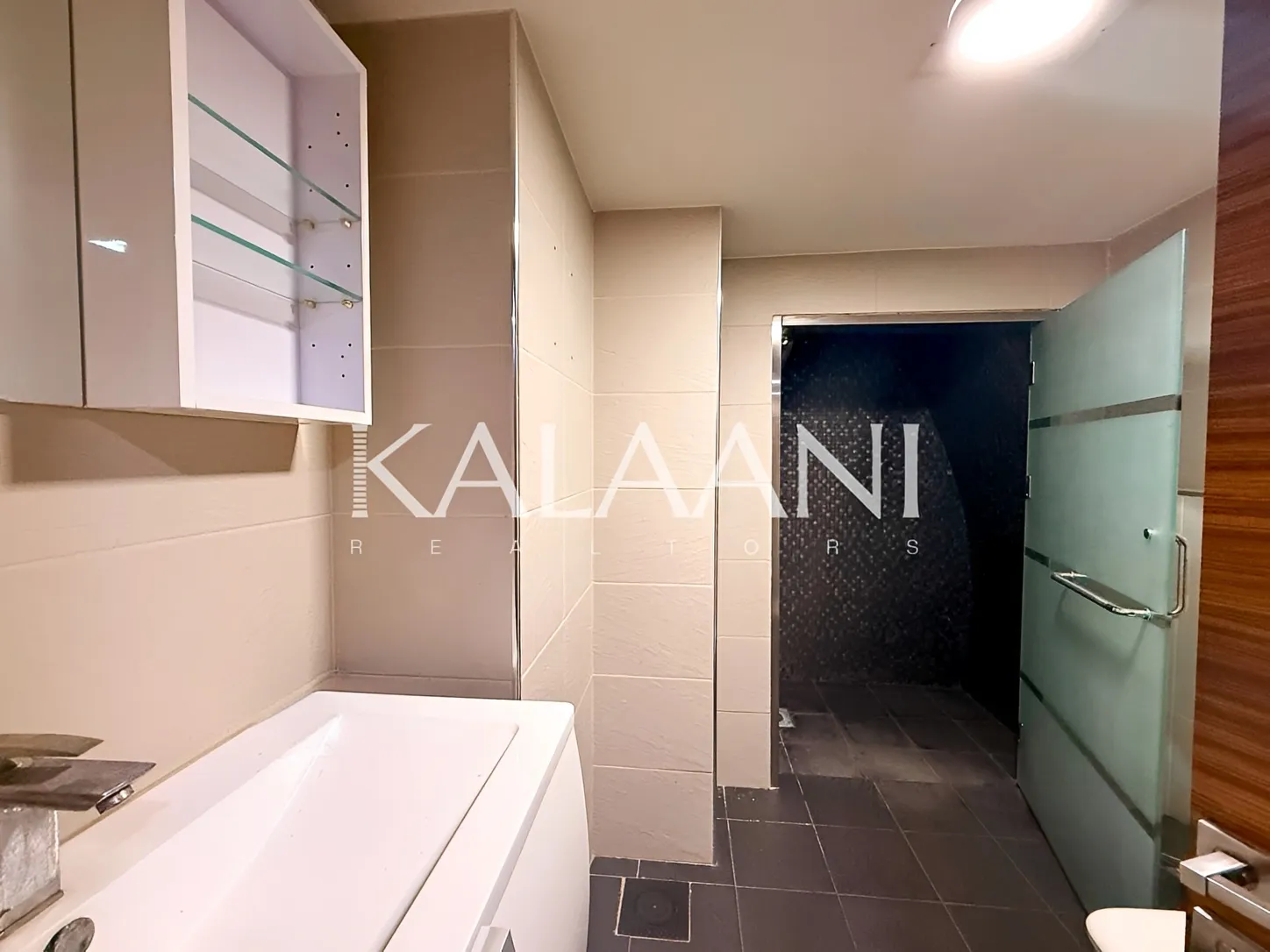 Office for rent in Dbayeh, Lebanon