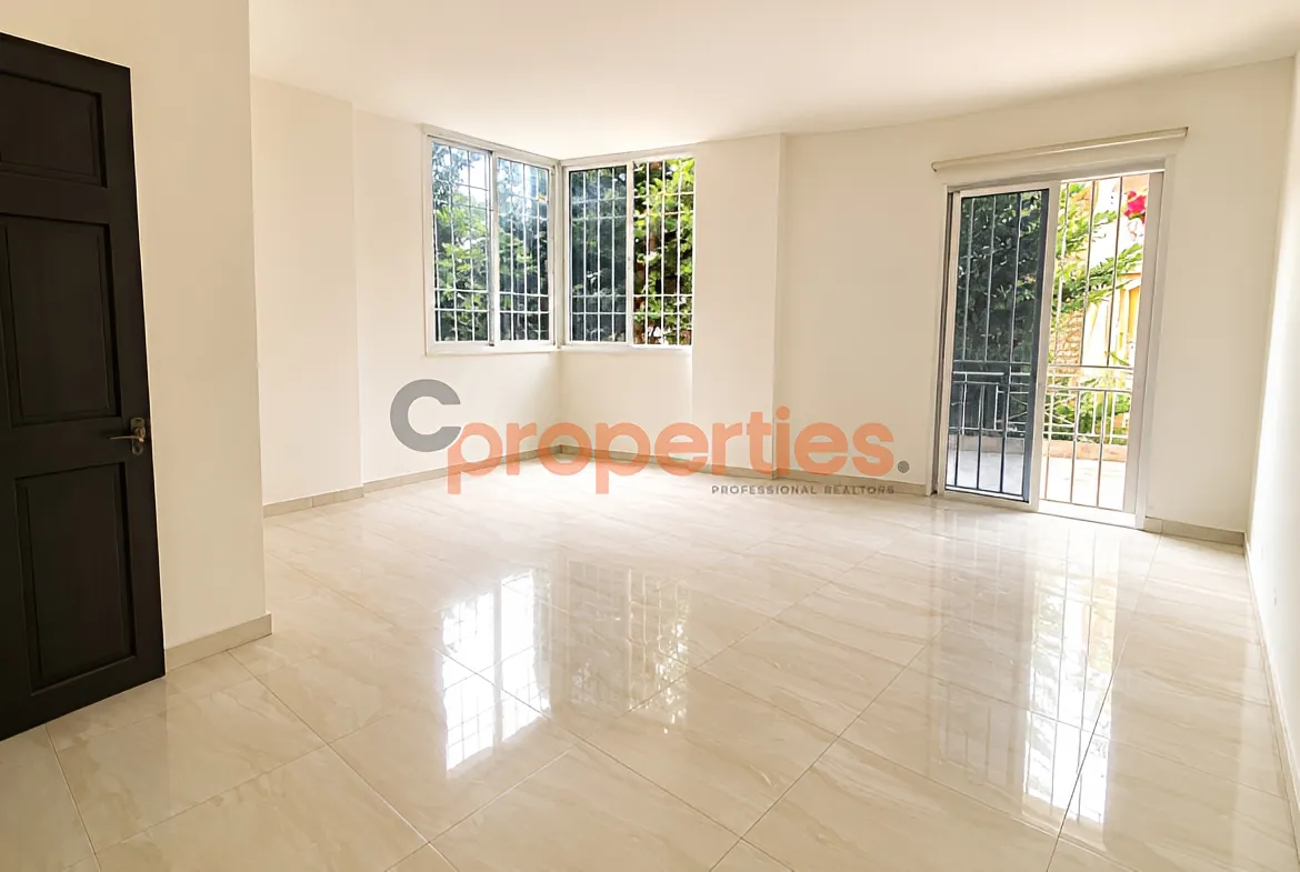 Apartment for Sale in Mansourieh - 4 bed, 4 bath