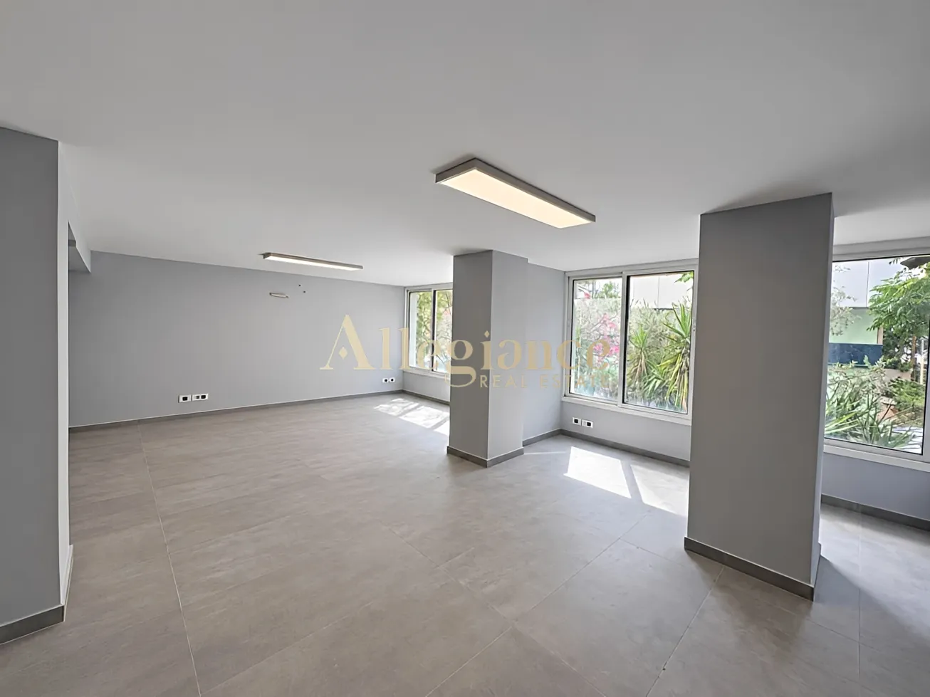 Shop for rent in Badaro
